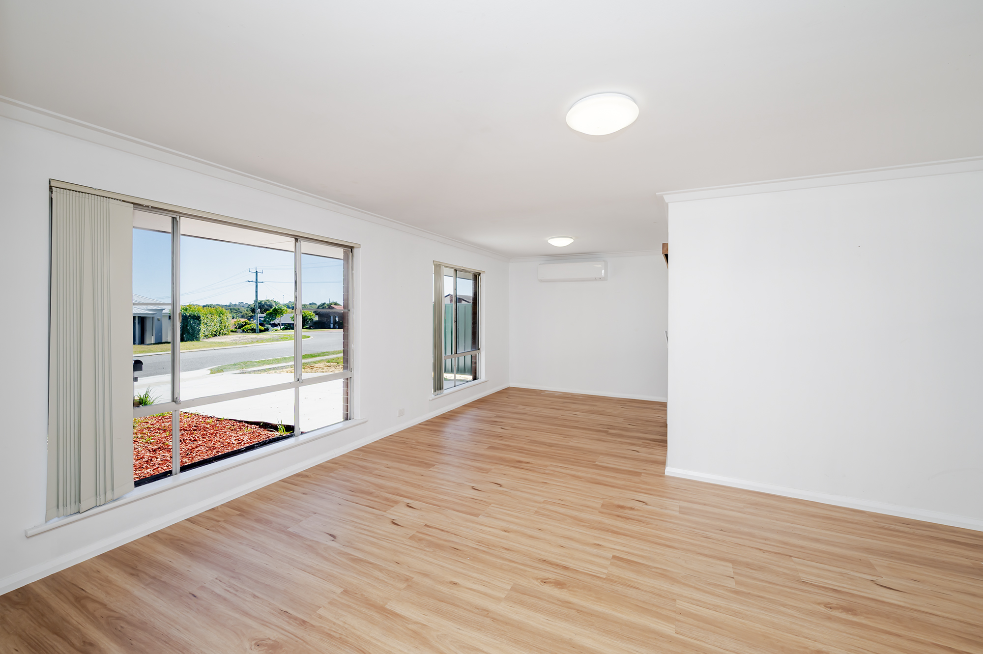 4 Lomond Road, GREENWOOD WA 6024, Greenwood - Thumbnail 3