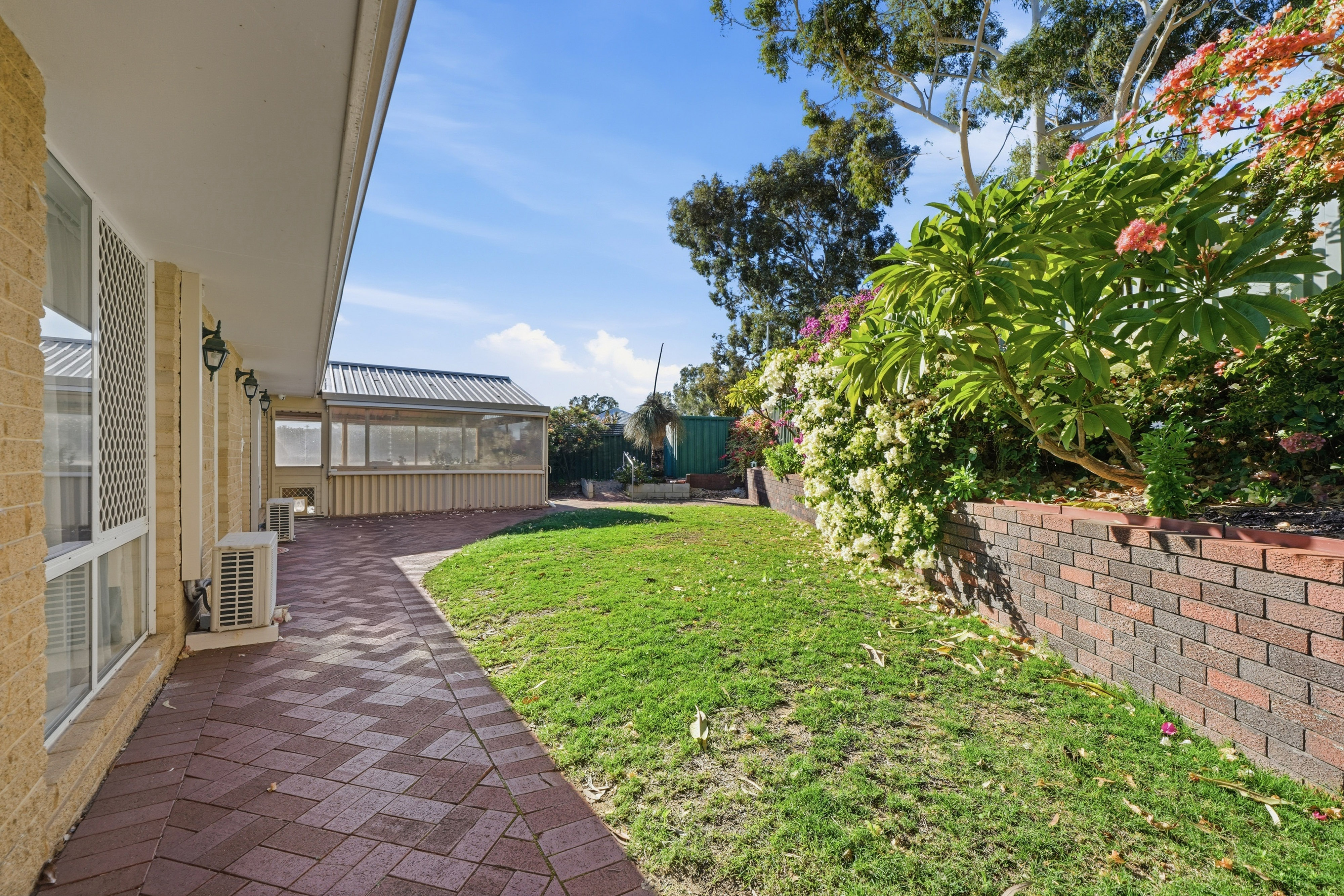 Parkside Living With Endless Potential, 4B Wandina Place, DUNCRAIG WA 6023, Duncraig - Thumbnail 6