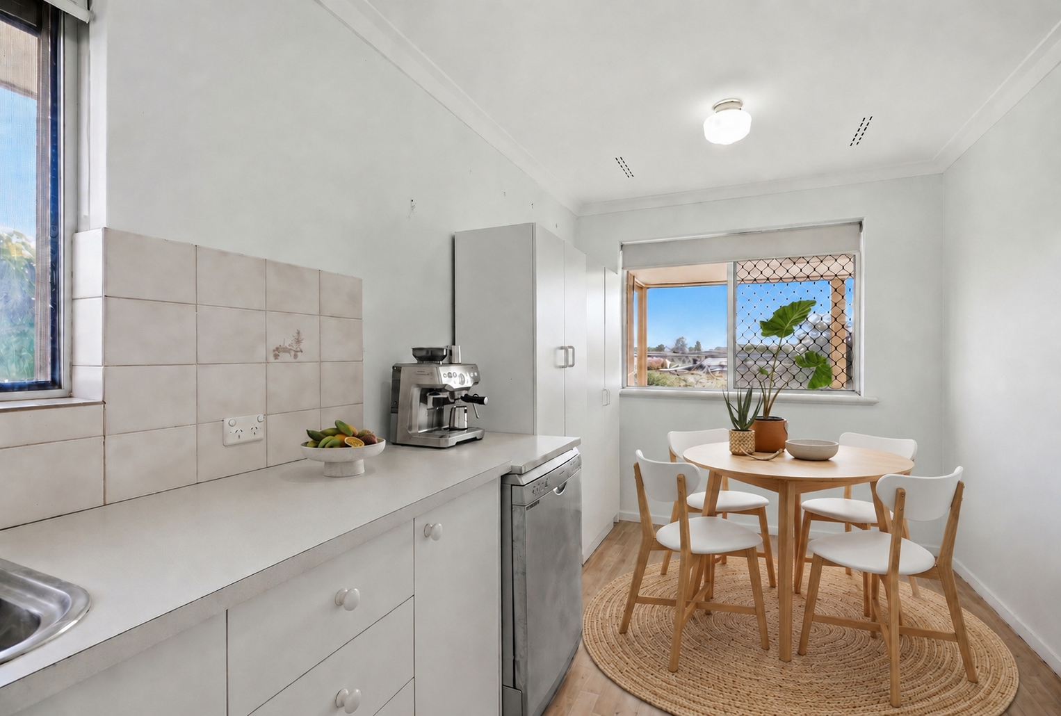 Parkside Living With Endless Potential, 4B Wandina Place, DUNCRAIG WA 6023, Duncraig - Thumbnail 8