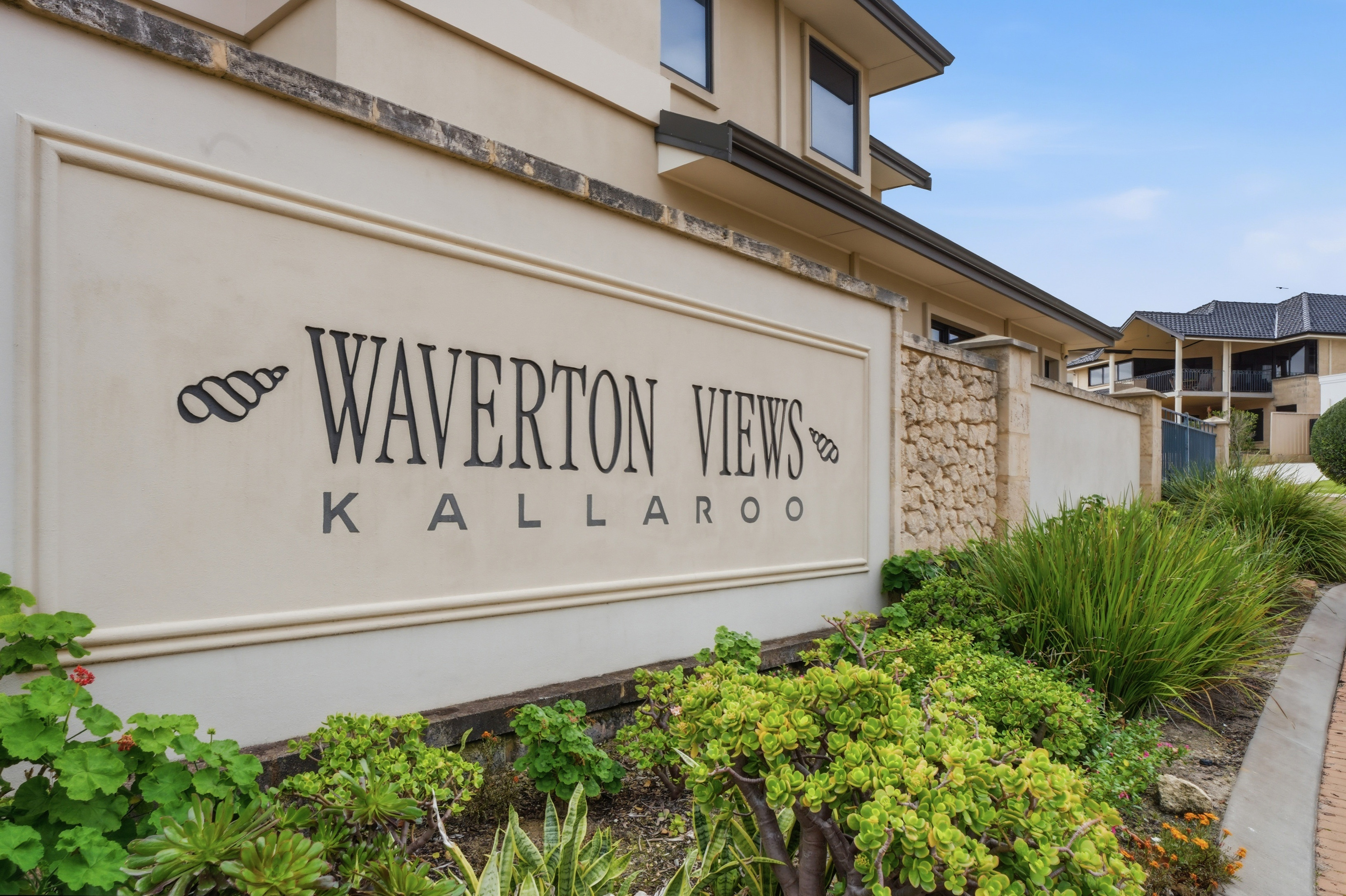 Sunsets, Sea Views & Space for Everyone, 15 Waverton Court, KALLAROO WA 6025, Kallaroo - Thumbnail 5