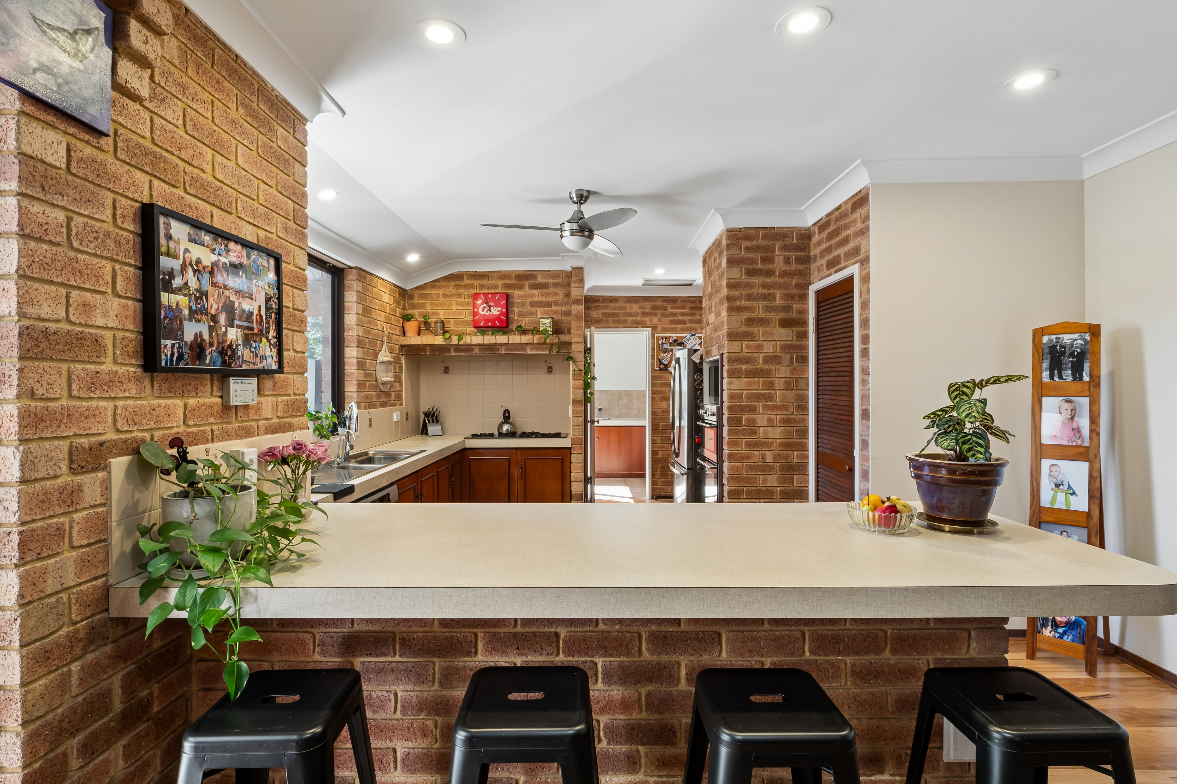 A brilliant entry into Duncraig, 5A Burtonia Close, DUNCRAIG WA 6023, Duncraig - Thumbnail 3