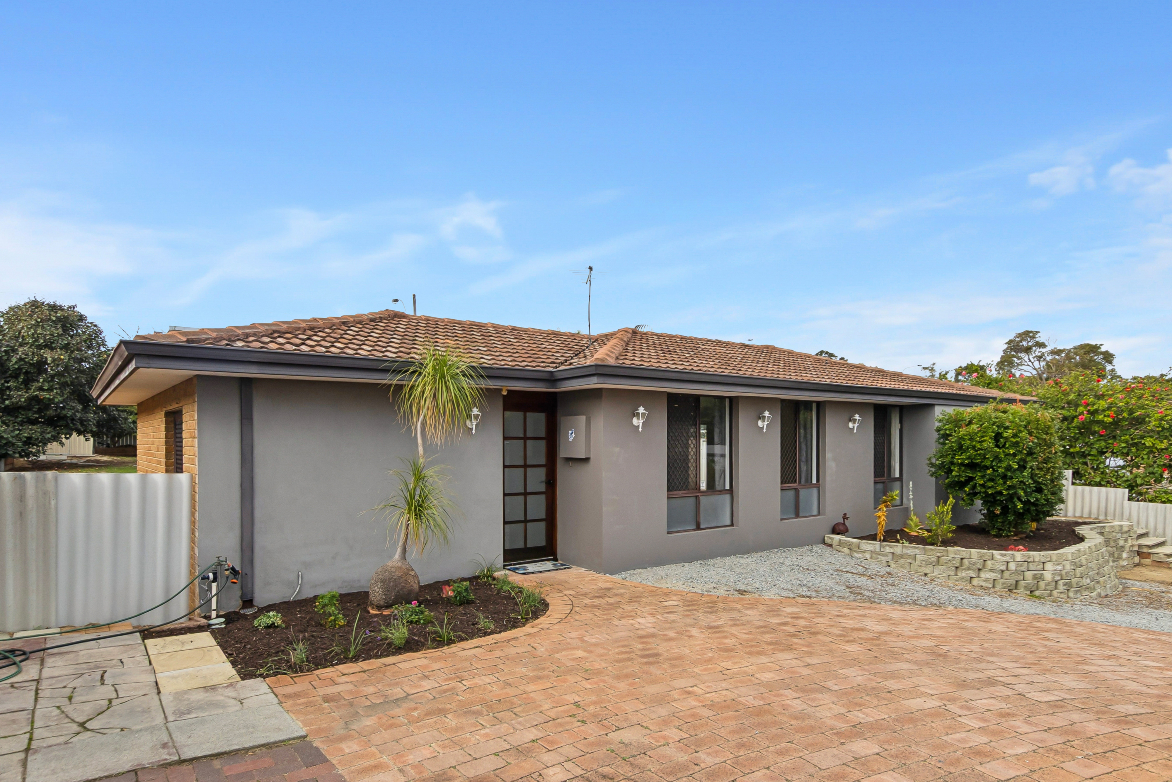 Owner says sell. This is not going to last long, 22 Mattison Way, GREENWOOD WA 6024, Greenwood - Thumbnail 2