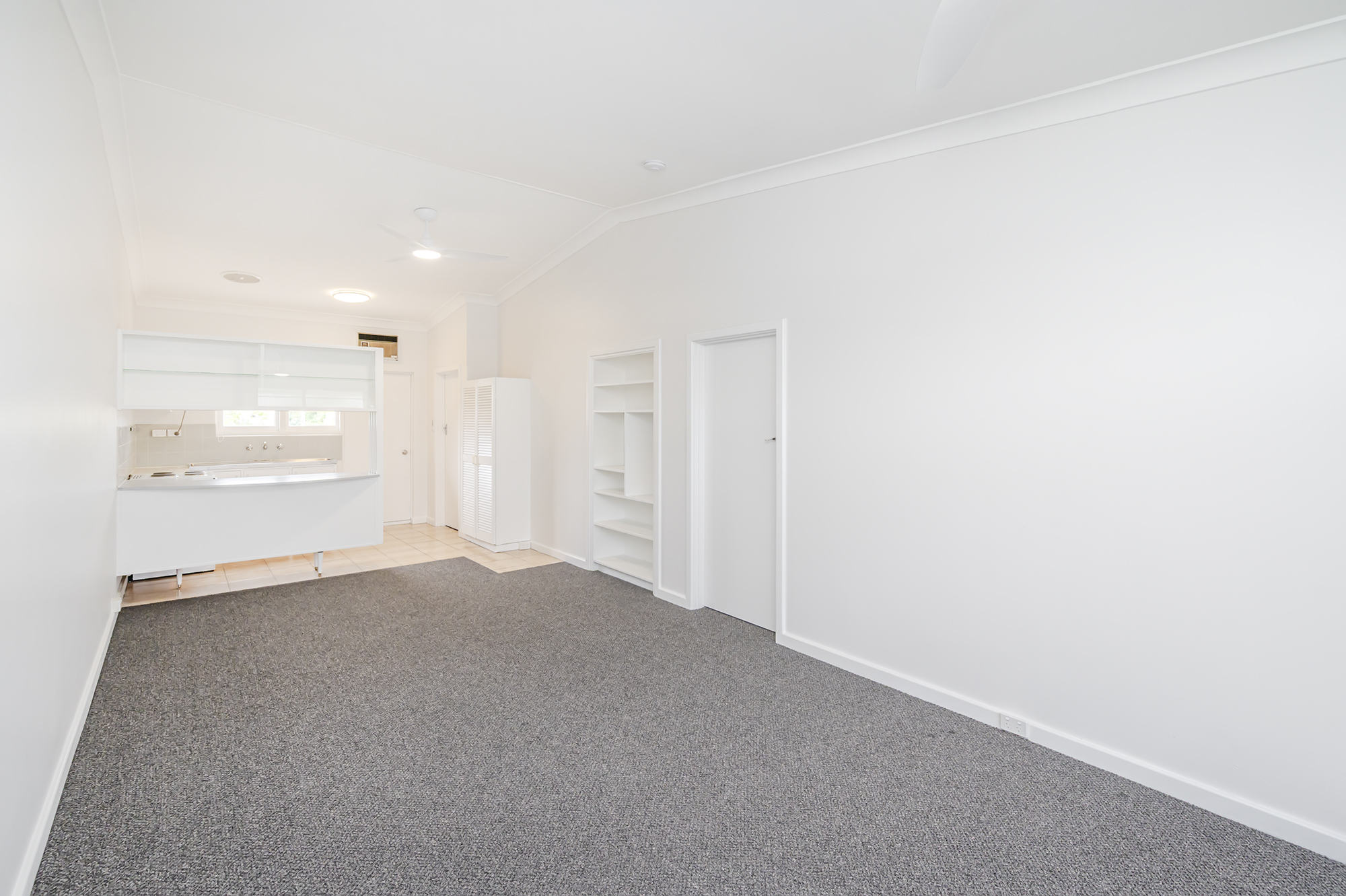4/169 Lockhart Street, COMO WA 6152, Como - Thumbnail 3