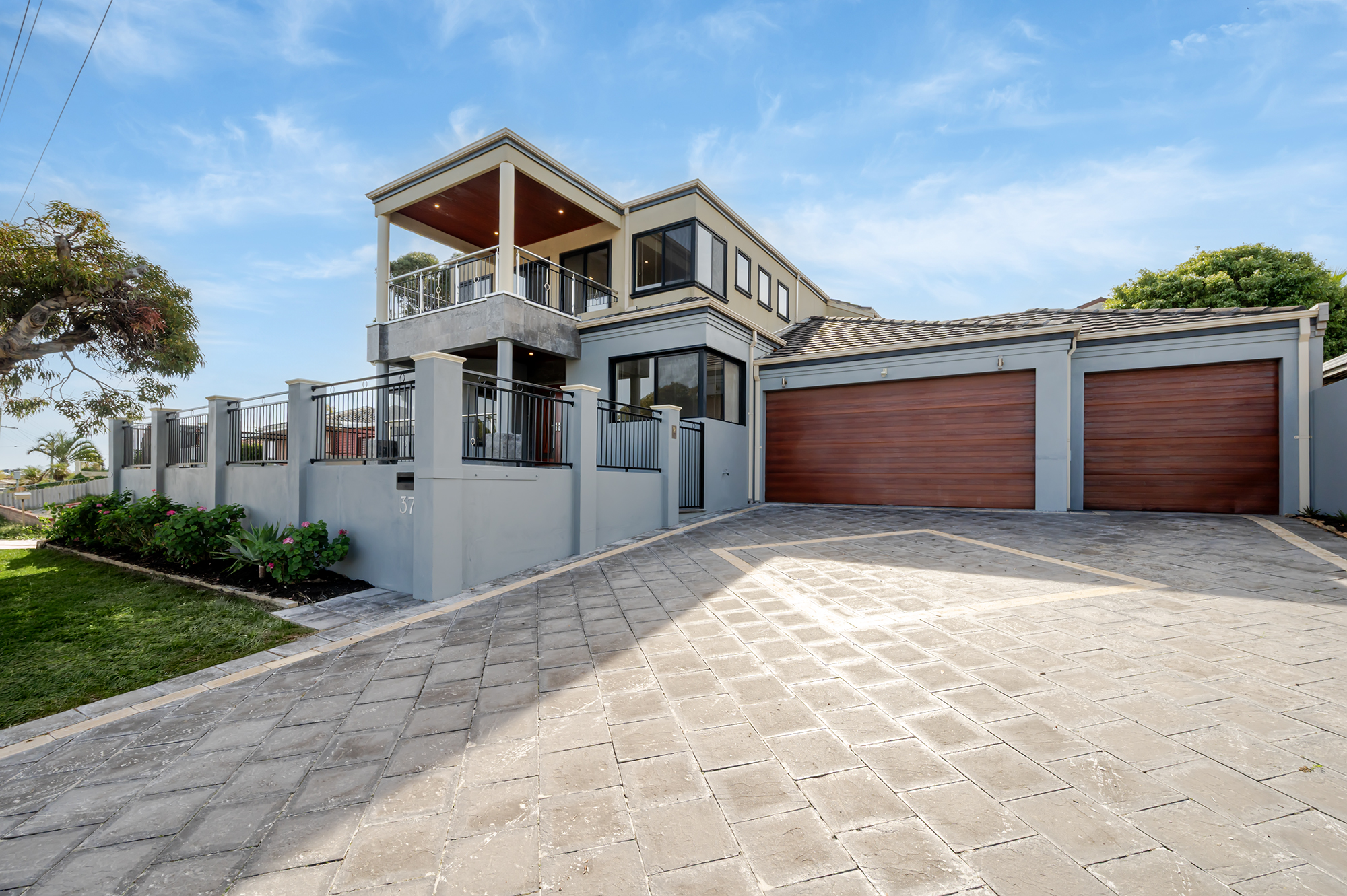 37 Cook Ave, HILLARYS WA 6025, Hillarys - Thumbnail 2
