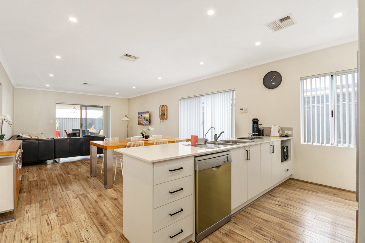 13 Shimmer Chase, EGLINTON WA 6034, Eglinton - Thumbnail 4