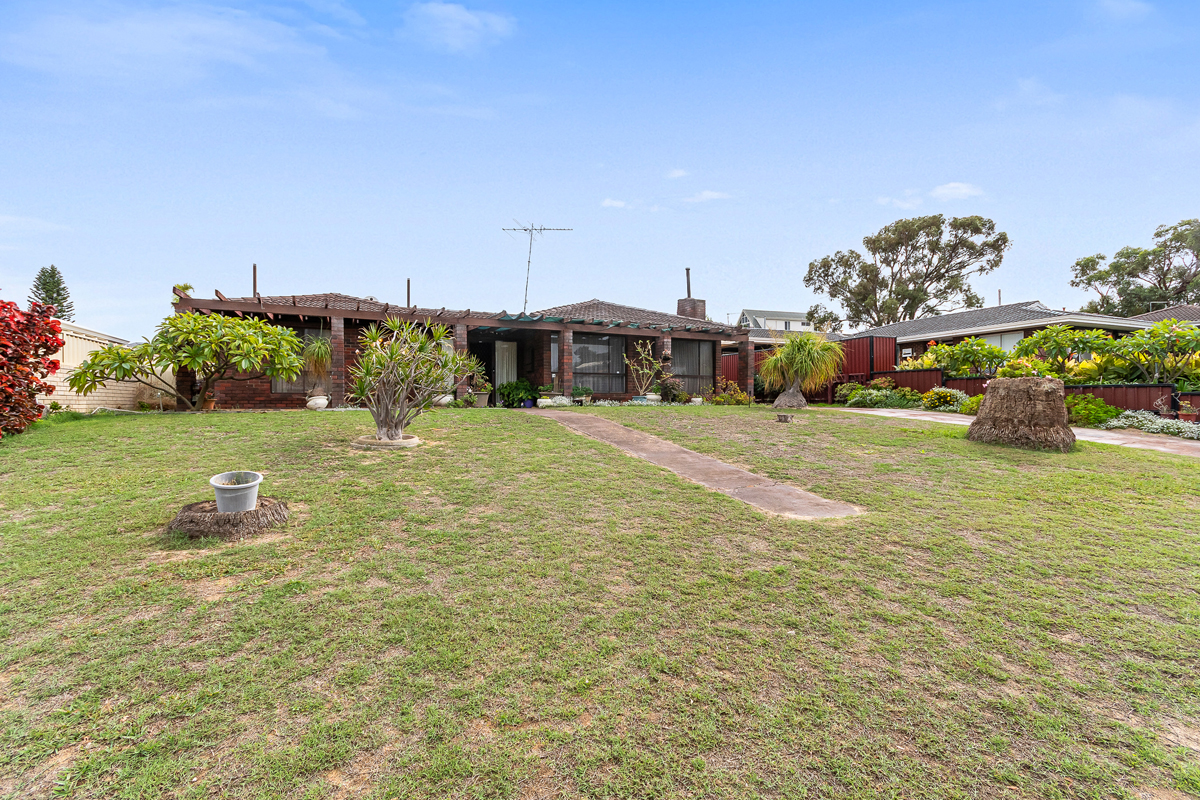 7 Galatea Grove, TWO ROCKS WA 6037, Two Rocks - Thumbnail 2