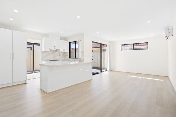 4/31 Serls Street, ARMADALE WA 6112, Armadale - Thumbnail 2