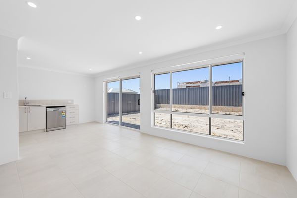 7 CUSSINGTON WAY, ELLENBROOK WA 6069, Ellenbrook - Thumbnail 7