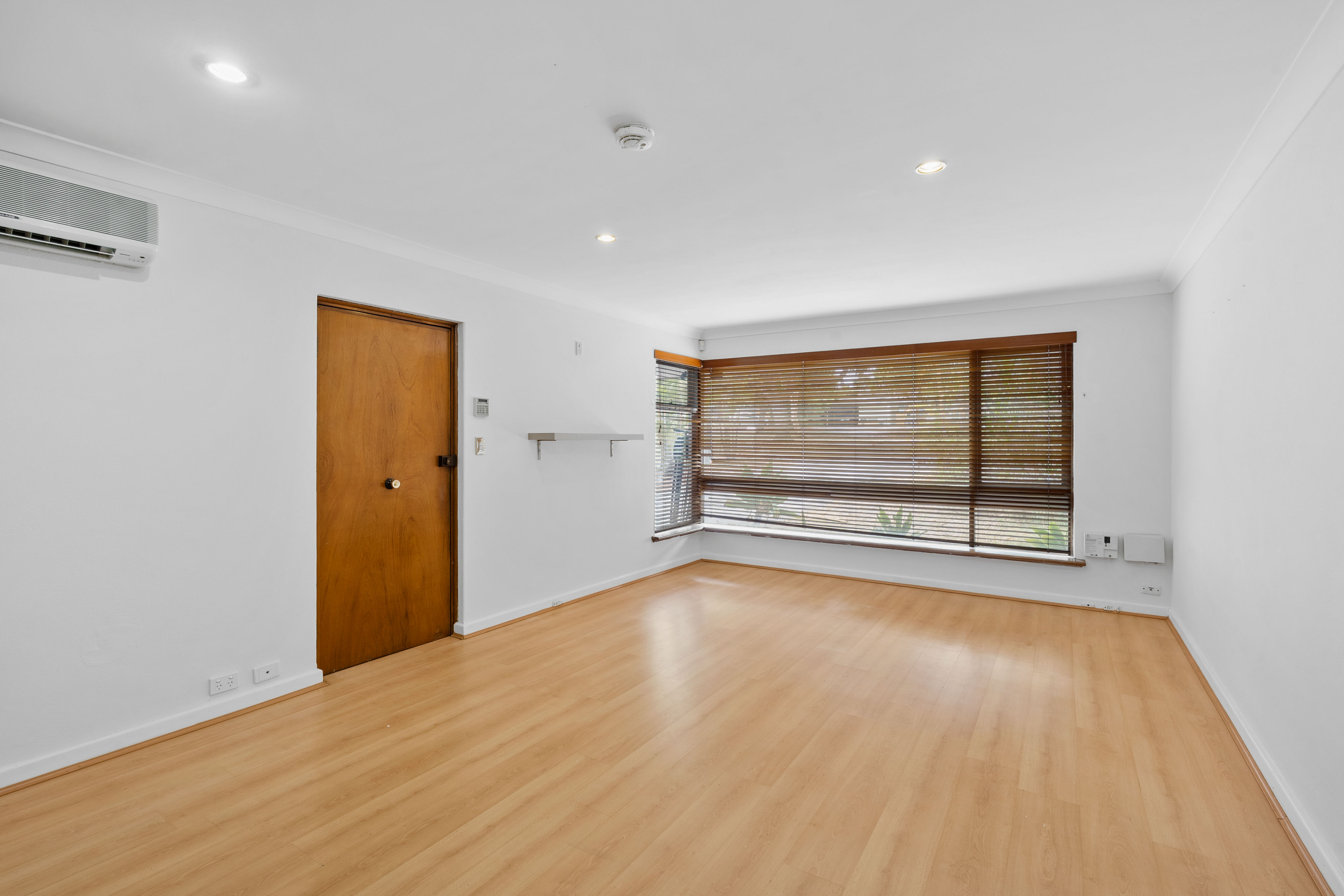73 Riseley Street, ARDROSS WA 6153, Ardross - Thumbnail 7