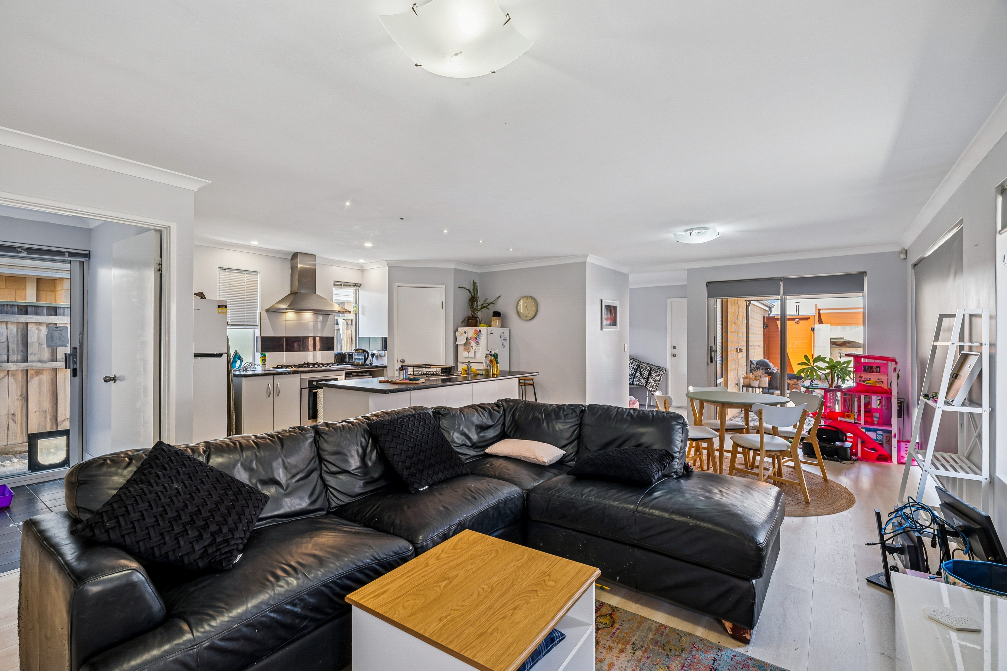 111 Bordeaux Lane, ELLENBROOK WA 6069, Ellenbrook - Thumbnail 5