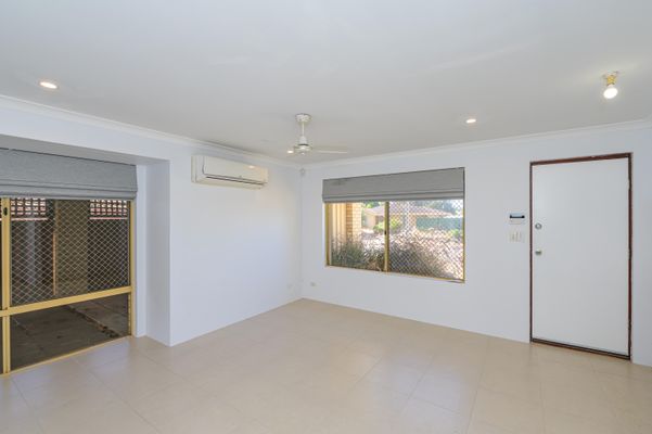 8 McLernon Place, SOUTH LAKE WA 6164, South Lake - Thumbnail 6
