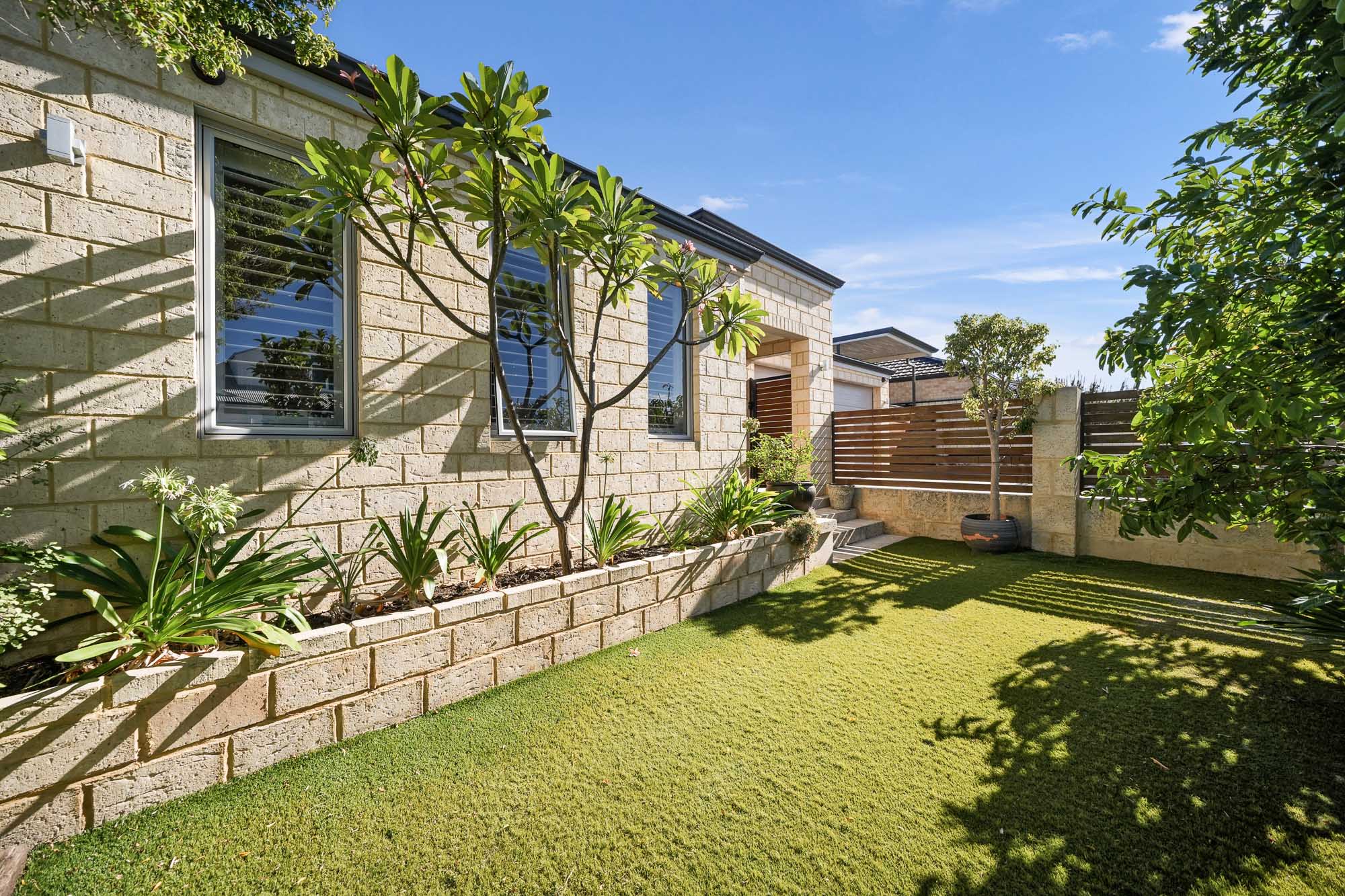 17 Dumaresq Loop, QUINNS ROCKS WA 6030, Quinns Rocks - Thumbnail 3
