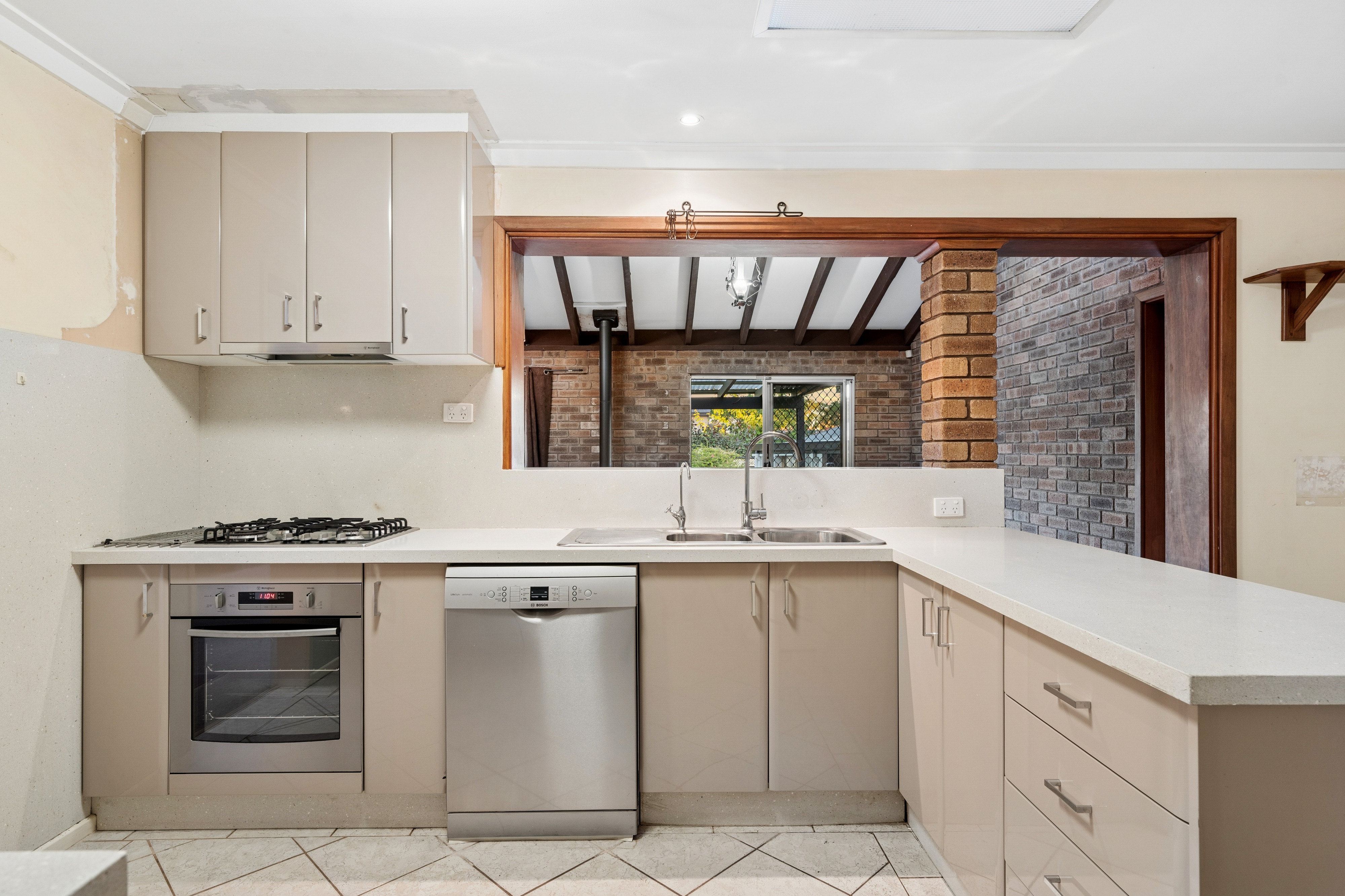 18 Rugby Street, BASSENDEAN WA 6054, Bassendean - Thumbnail 5
