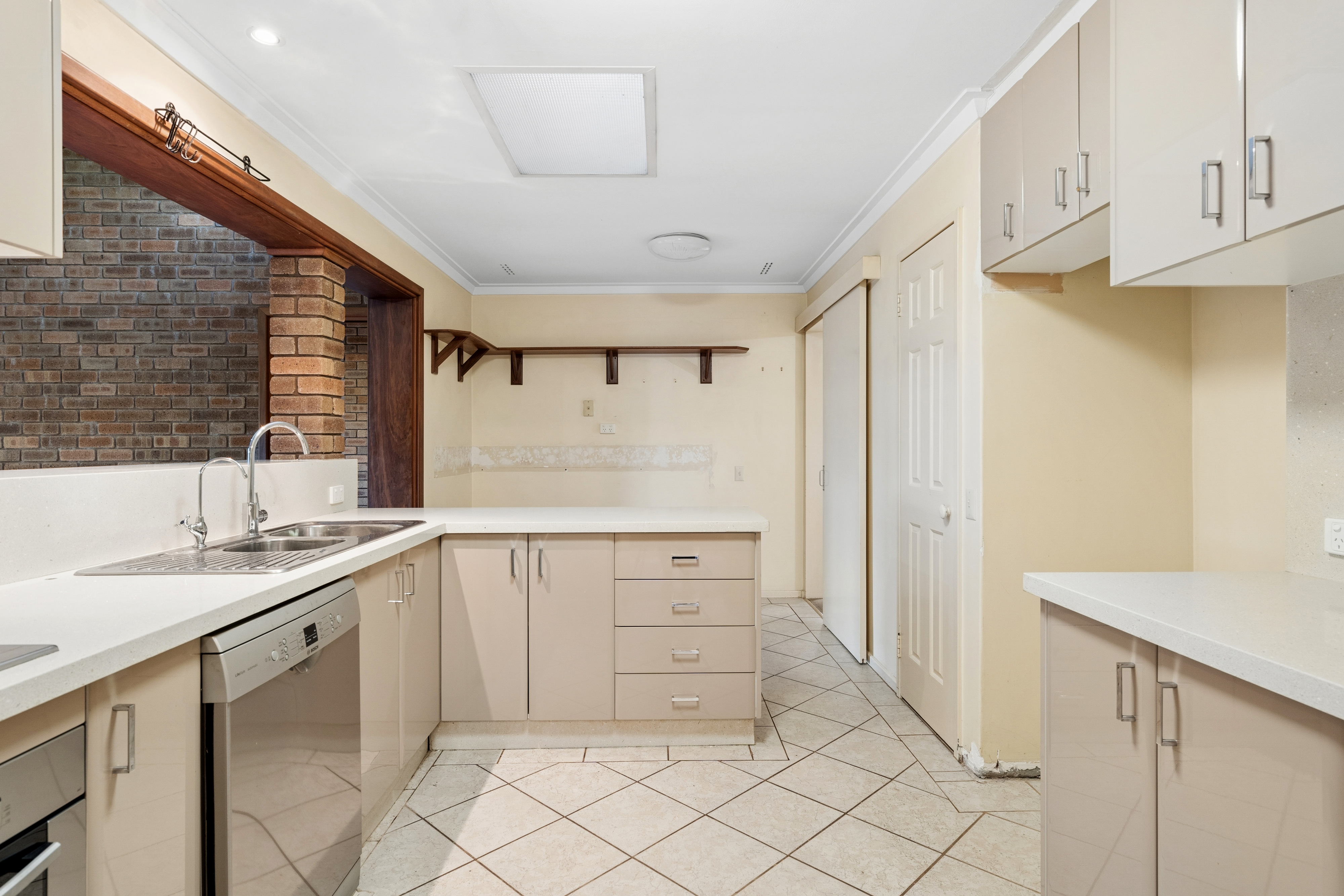 18 Rugby Street, BASSENDEAN WA 6054, Bassendean - Thumbnail 6