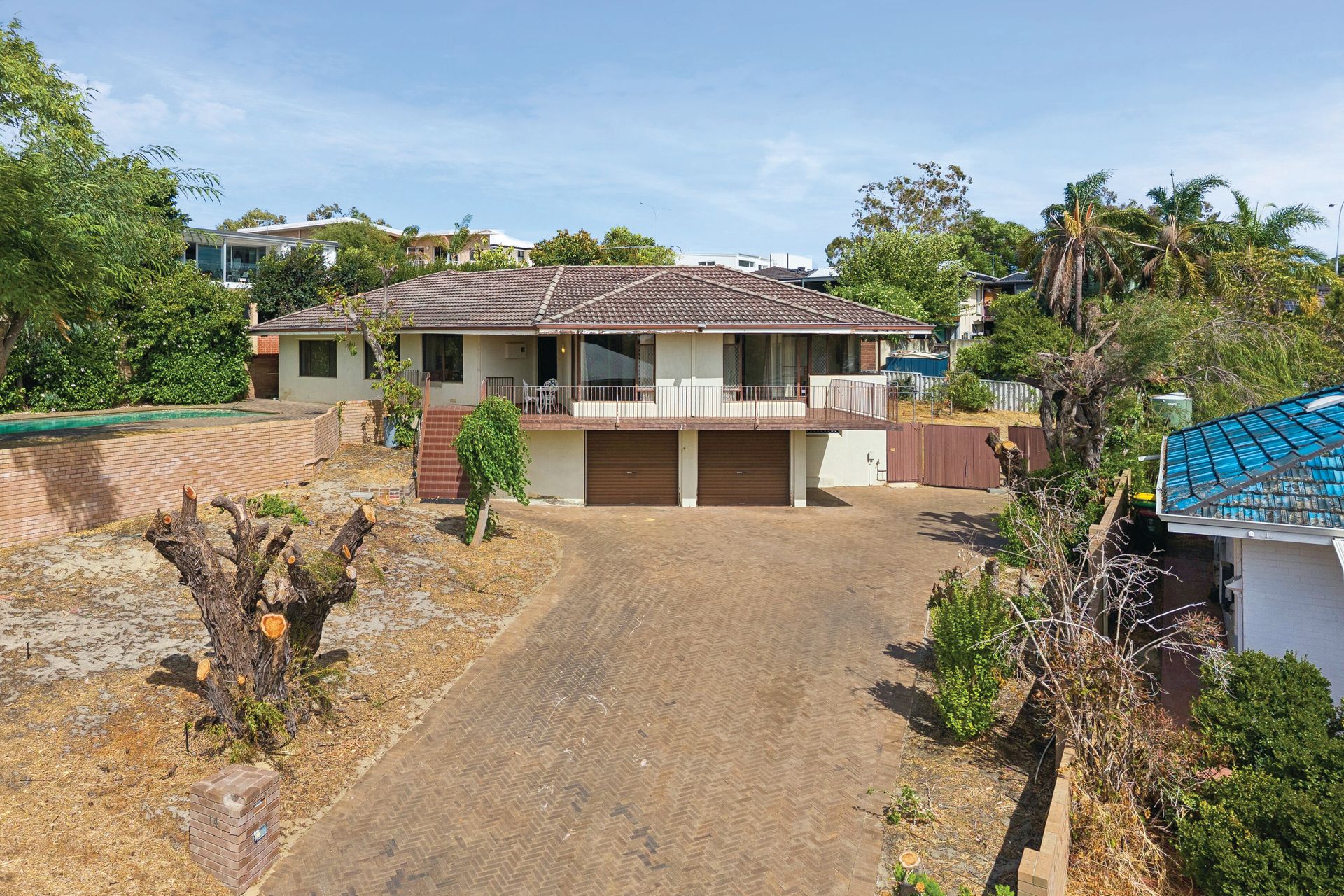 14 Hallin Court, ARDROSS WA 6153, Ardross - Thumbnail 2