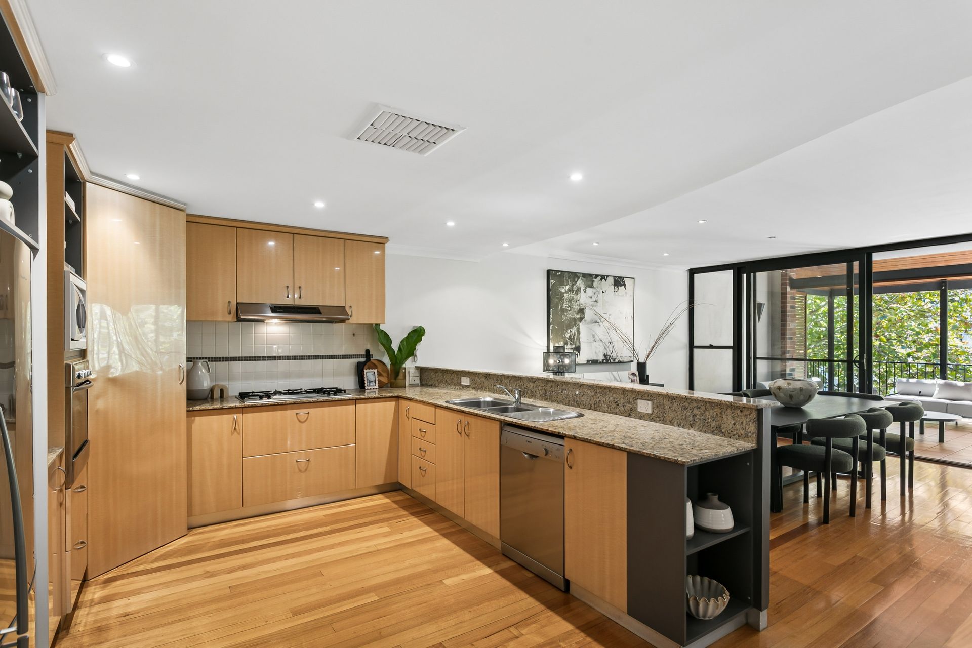 9/7 Centro Avenue, SUBIACO WA 6008, Subiaco - Thumbnail 2