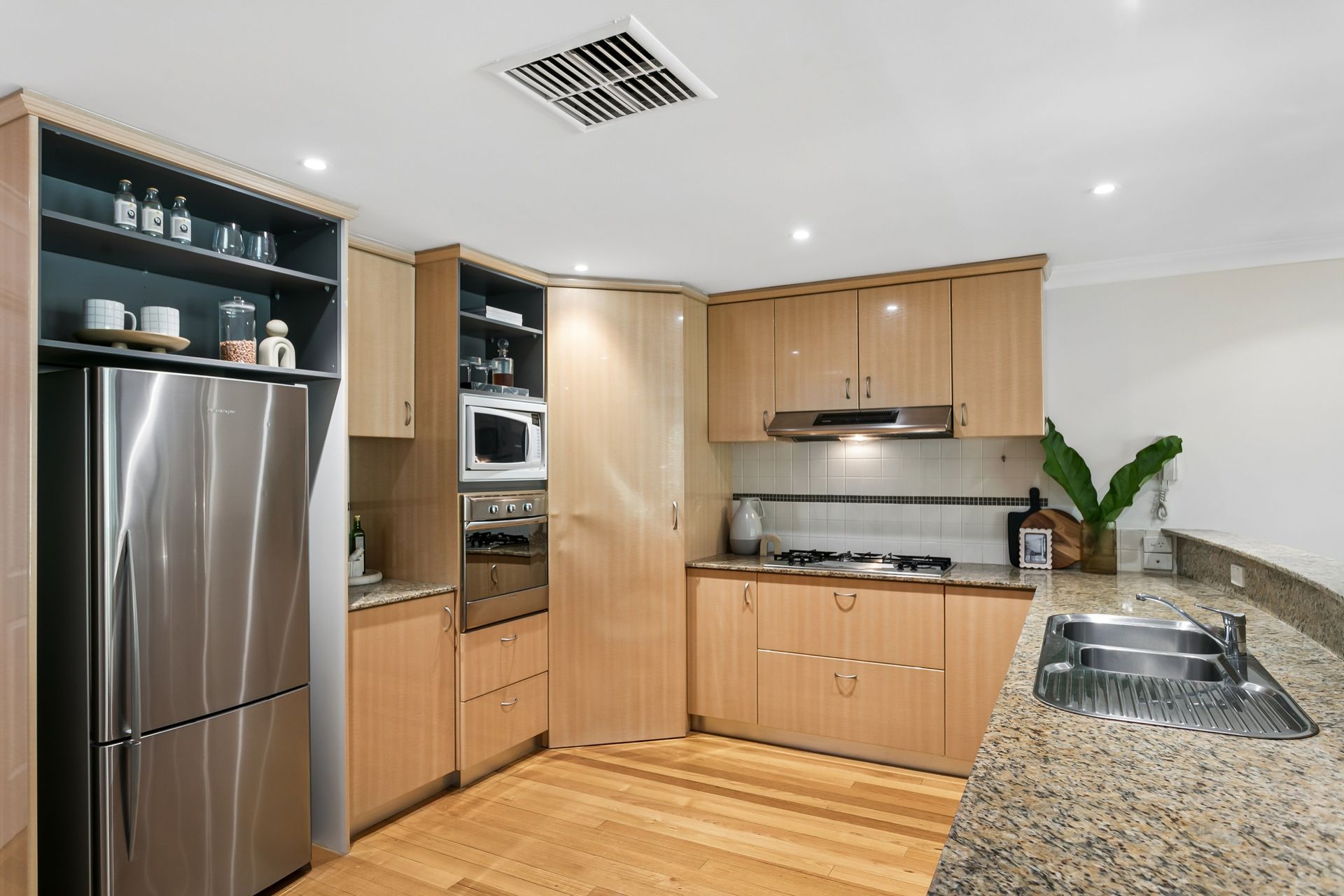 9/7 Centro Avenue, SUBIACO WA 6008, Subiaco - Thumbnail 3