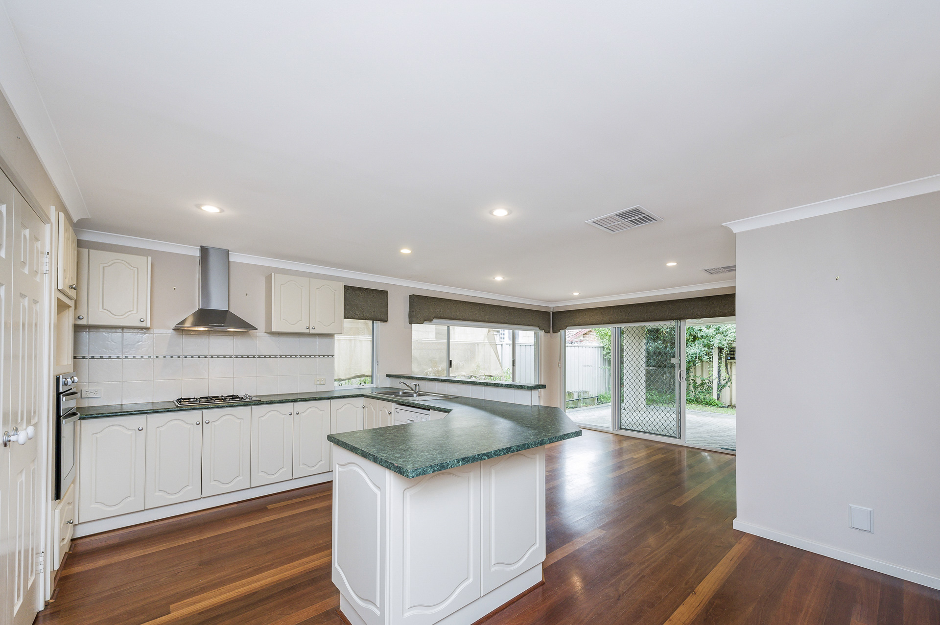 21 The Anchorage, MAYLANDS WA 6051, Maylands - Thumbnail 5