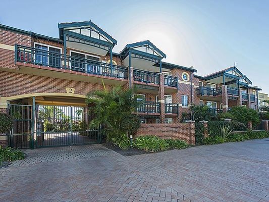 22/2 Preston Street, COMO WA 6152, Como - Thumbnail 2