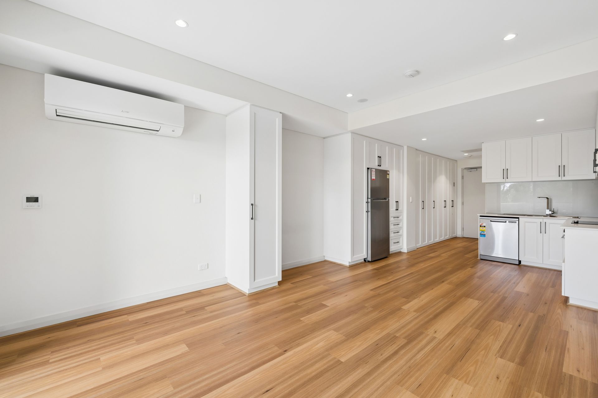 16/557 Marmion St, BOORAGOON WA 6154, Booragoon - Thumbnail 3