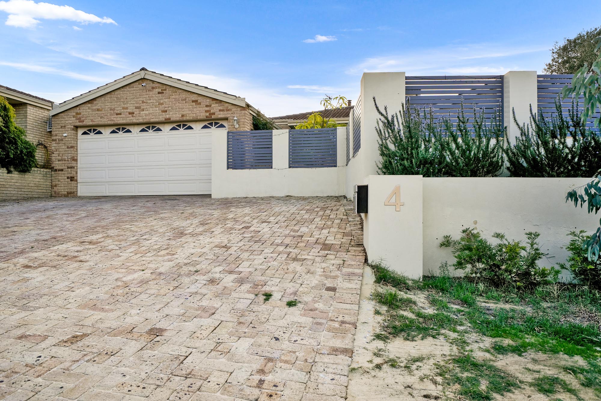 4 Tahara Vale, OCEAN REEF WA 6027, Ocean Reef - Thumbnail 3