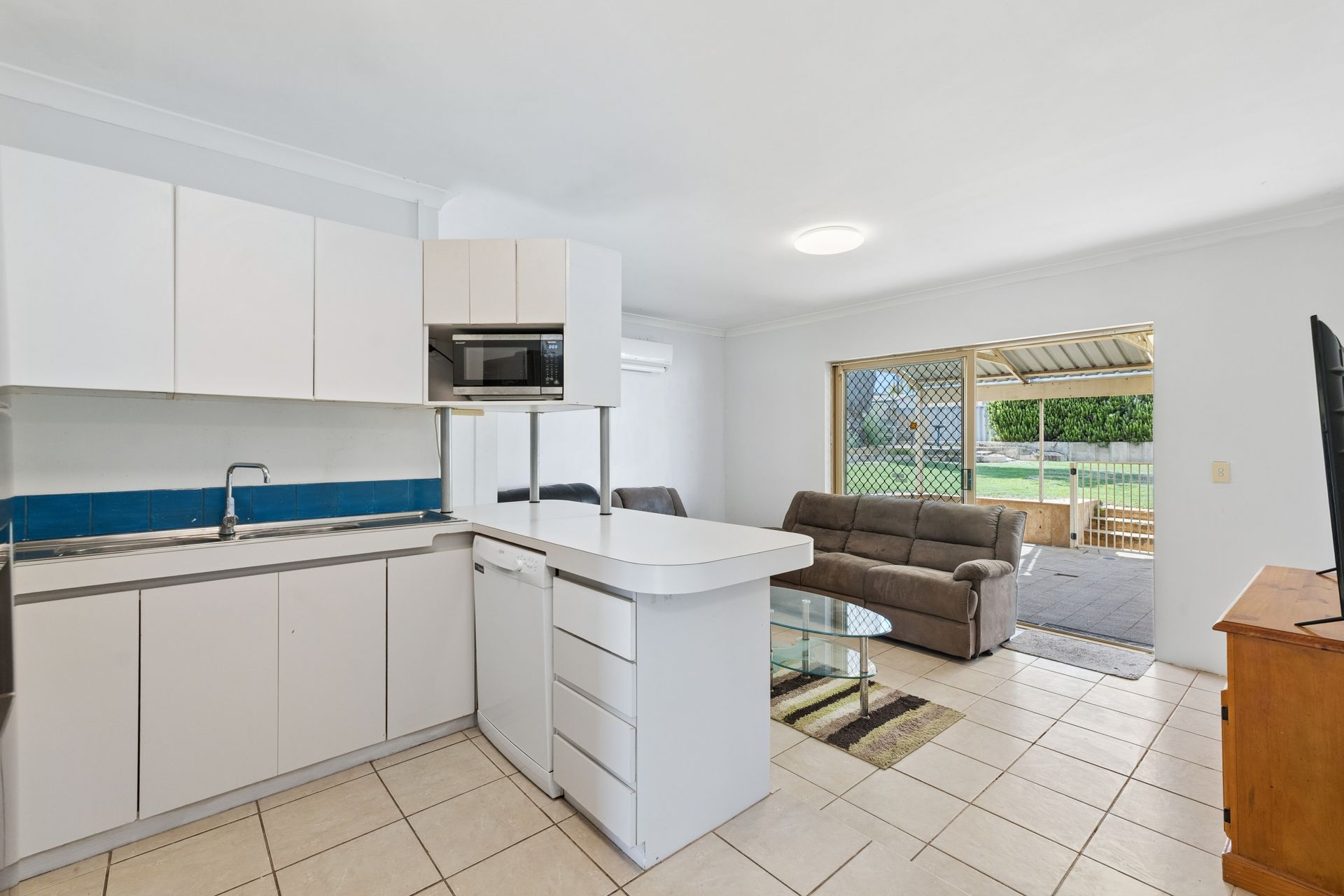 4 Orion Way, MARANGAROO WA 6064, Marangaroo - Thumbnail 6