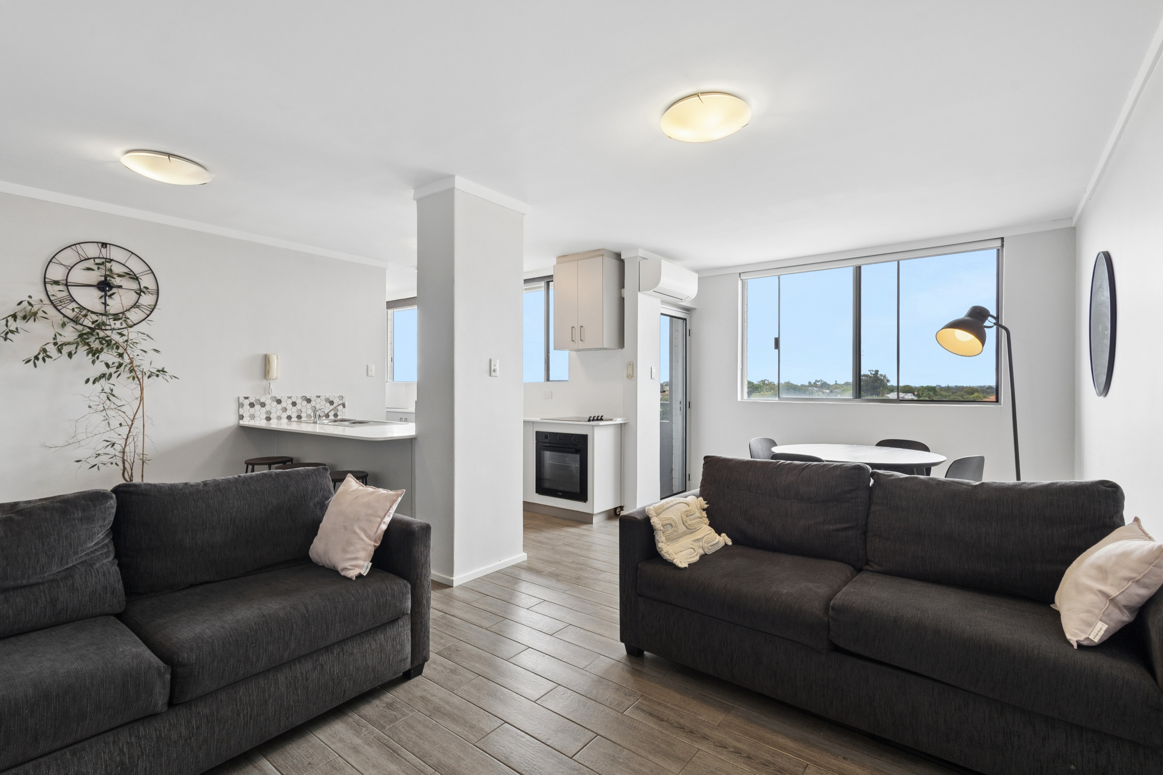 99/96 Guildford Road, MOUNT LAWLEY WA 6050, Mount Lawley - Thumbnail 3