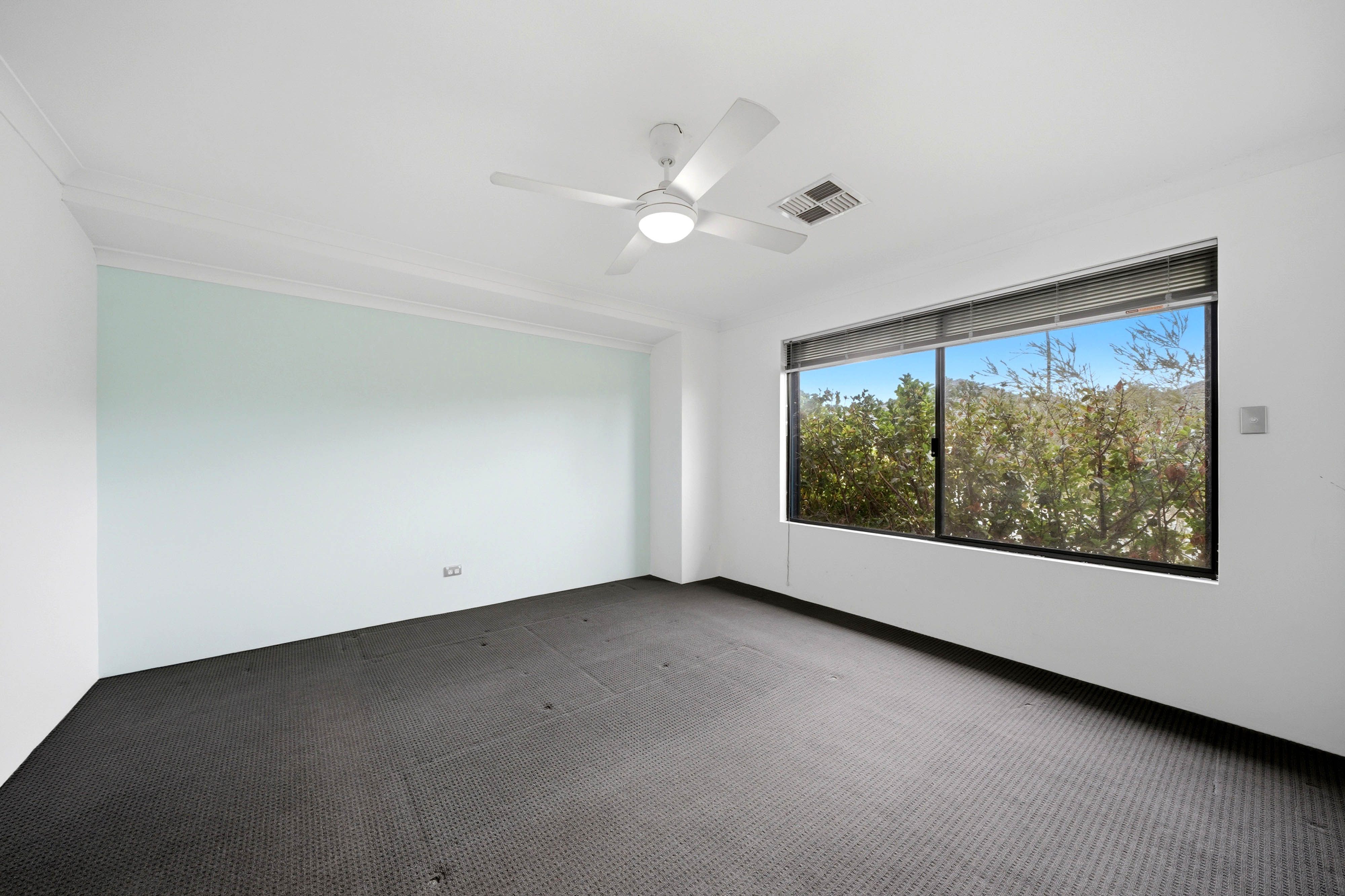 64 Liberty Drive, CLARKSON WA 6030, Clarkson - Thumbnail 5