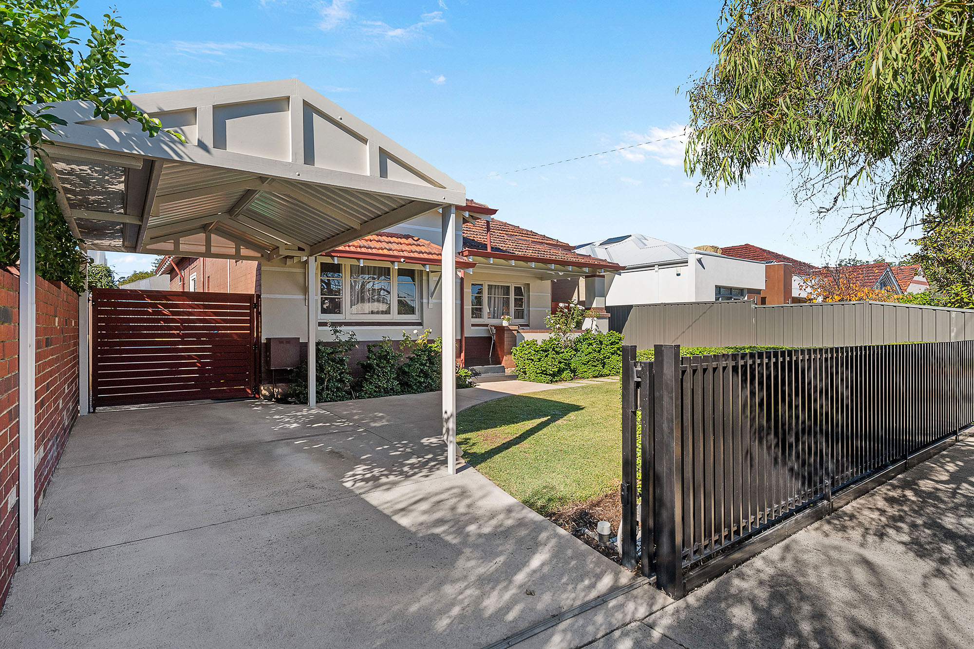 136 Egina Street, MOUNT HAWTHORN WA 6016, Mount Hawthorn - Thumbnail 2