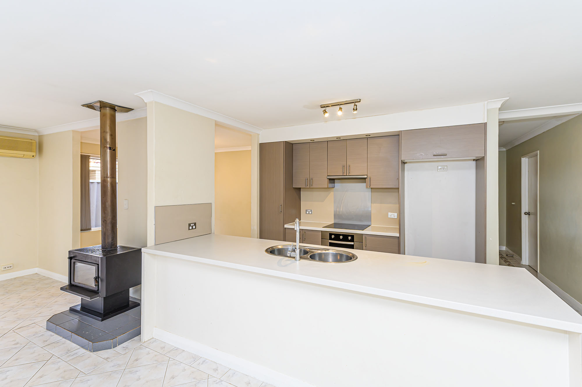 41 Caledonia Ave, CURRAMBINE WA 6028, Currambine - Thumbnail 6