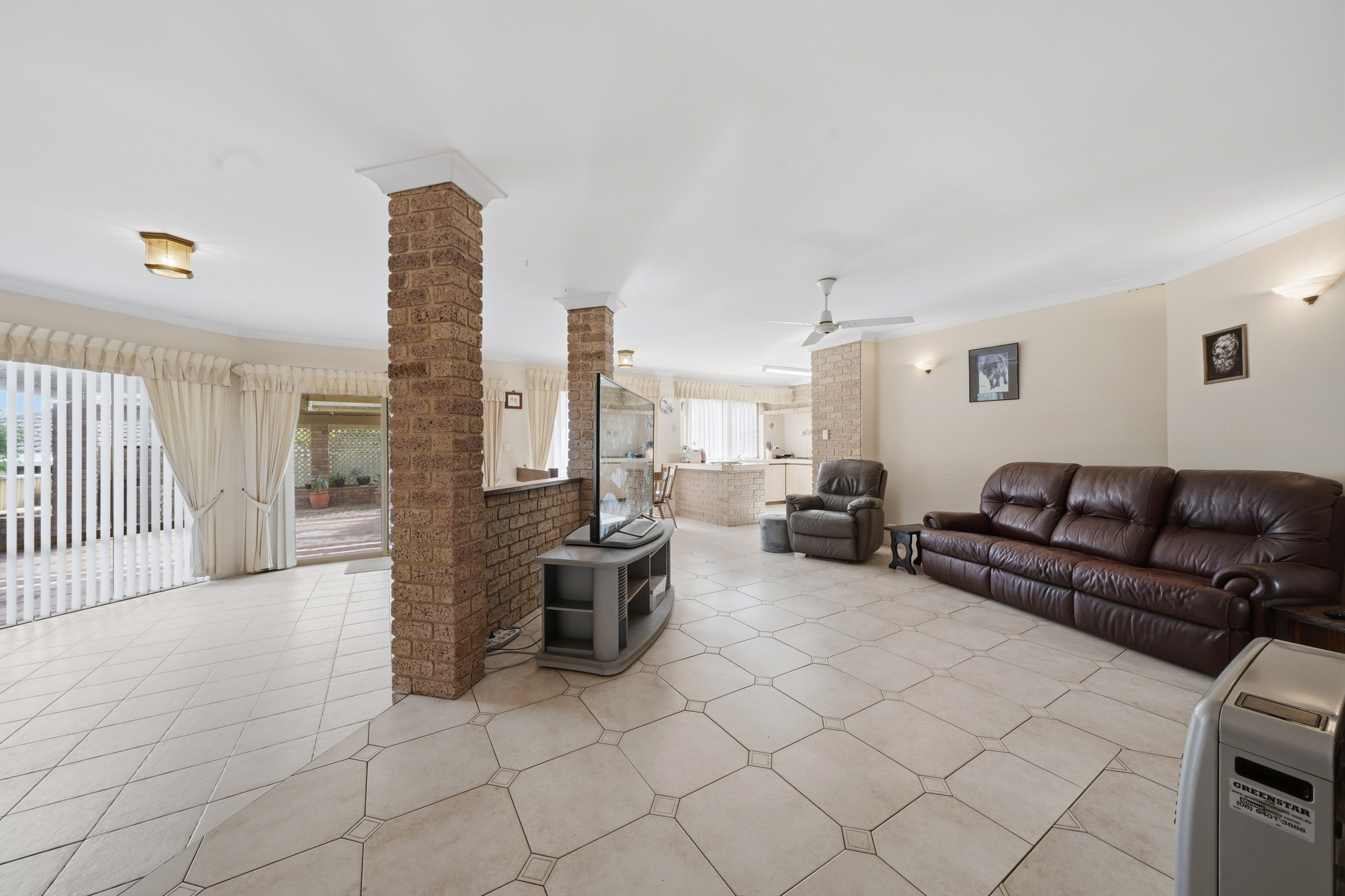 12 Palari Road, OCEAN REEF WA 6027, Ocean Reef - Thumbnail 6