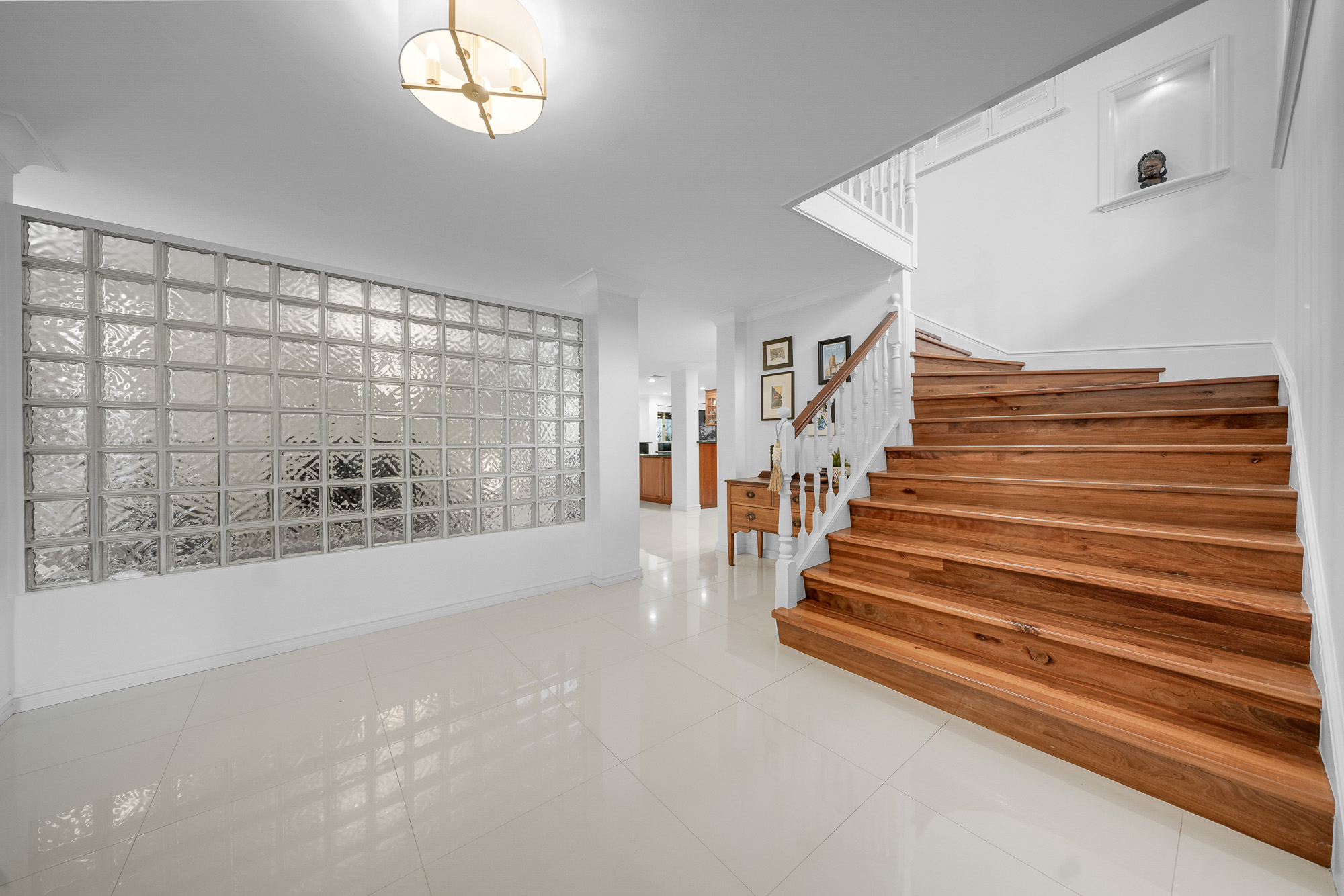 2 Sunbird Place, OCEAN REEF WA 6027, Ocean Reef - Thumbnail 2