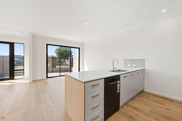 1/16 LA GRANGE STREET, INNALOO WA 6018, Innaloo - Thumbnail 4