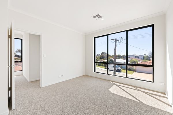 1/16 LA GRANGE STREET, INNALOO WA 6018, Innaloo - Thumbnail 3