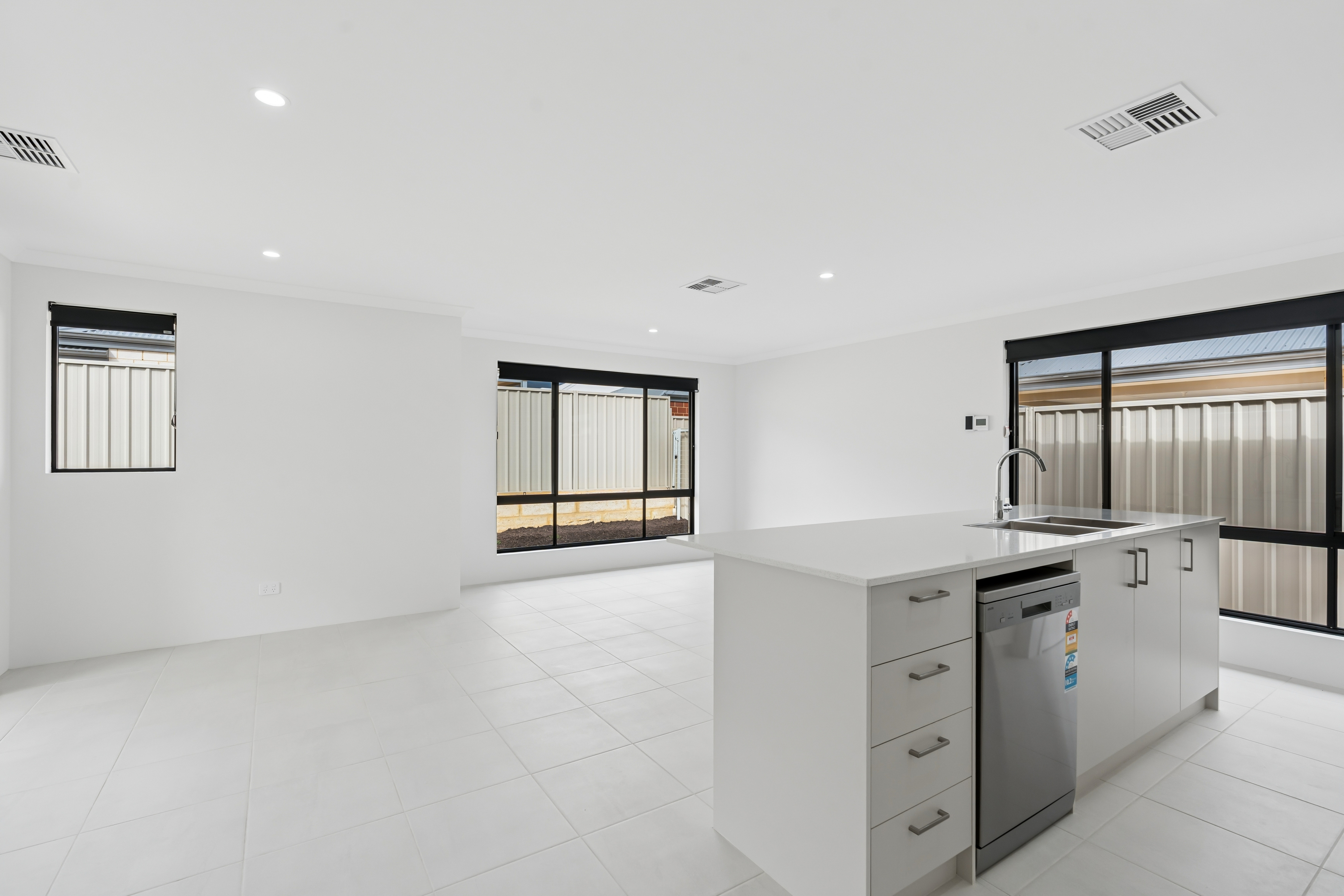 36 Flematti Circle, BROOKDALE WA 6112, Brookdale - Thumbnail 3