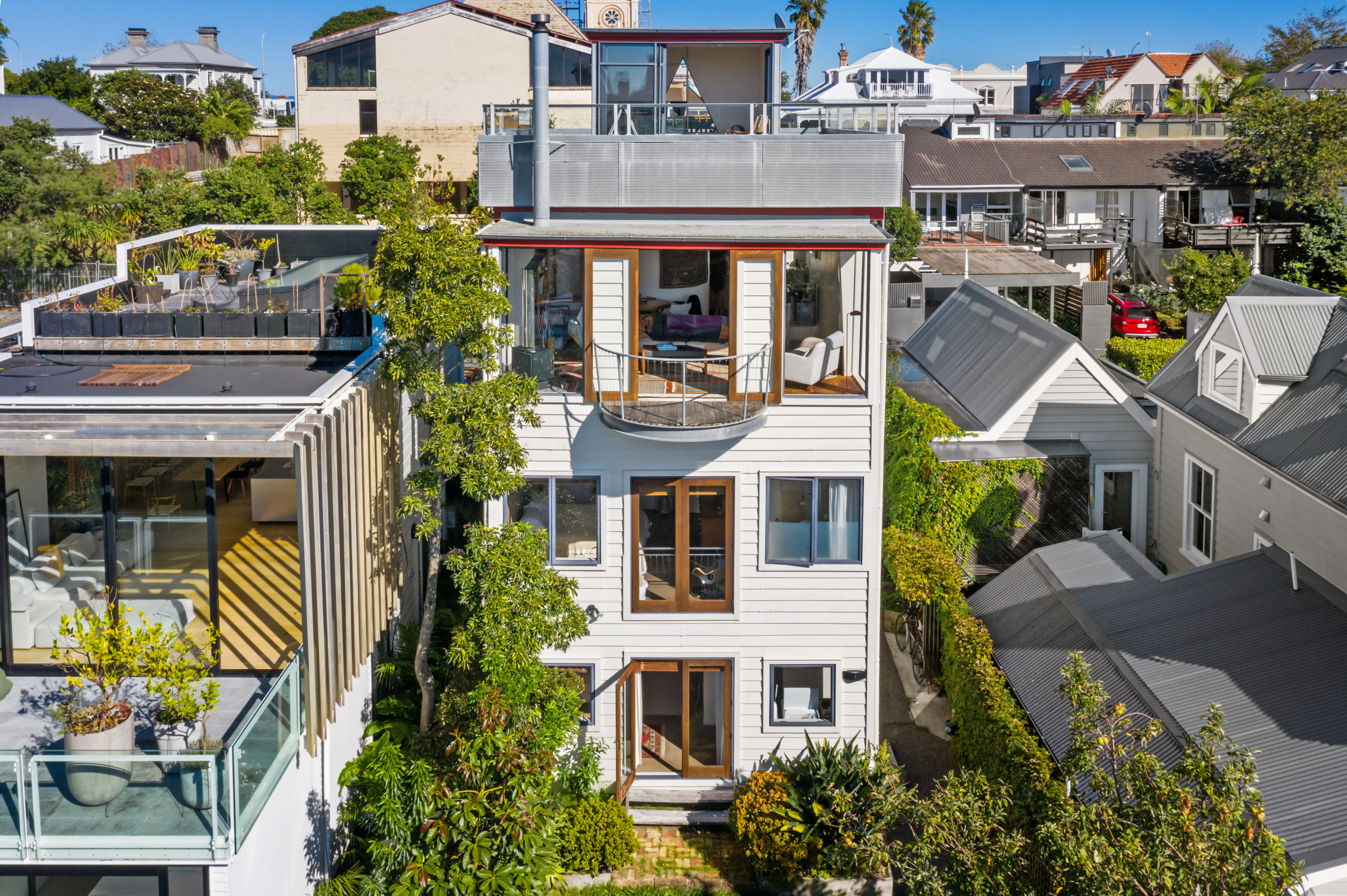 Experience real estate differently with Inner Realty