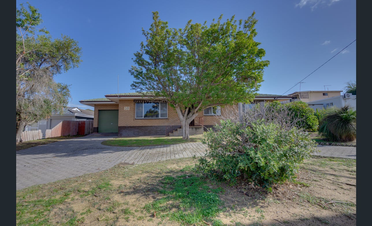 Charming Home with Development Upside (R100), 38 Anstruther Road, MANDURAH WA 6210, Mandurah - Thumbnail 4