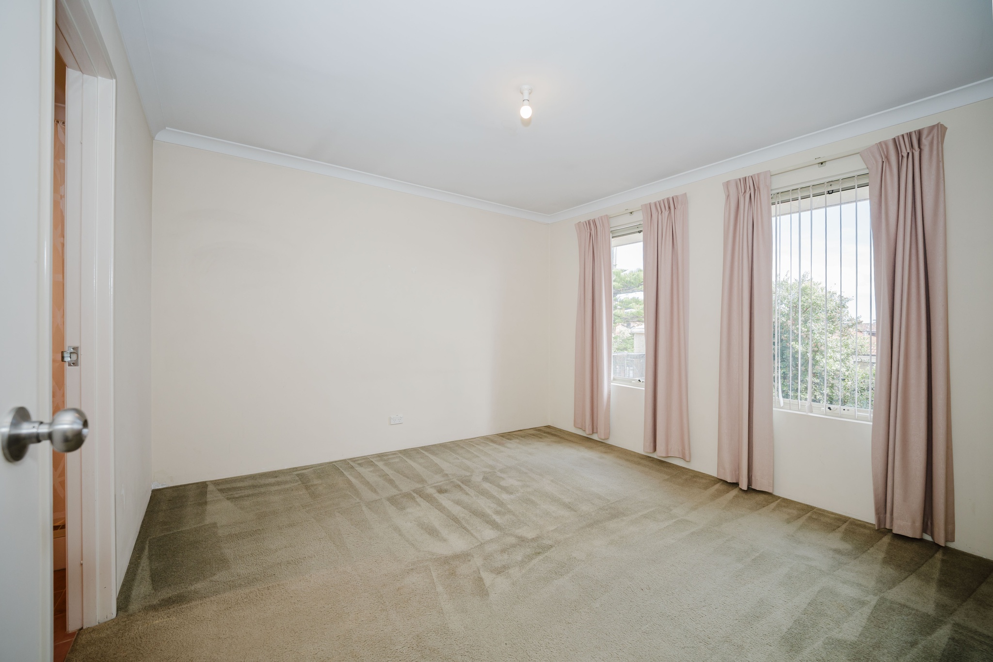 31 Batavia Avenue, WANNANUP WA 6210, Wannanup - Thumbnail 6
