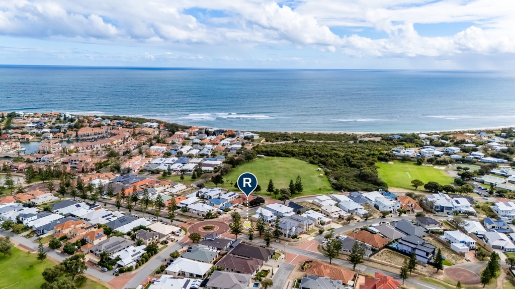 81 Baloo Crescent, Wannanup - Image 1