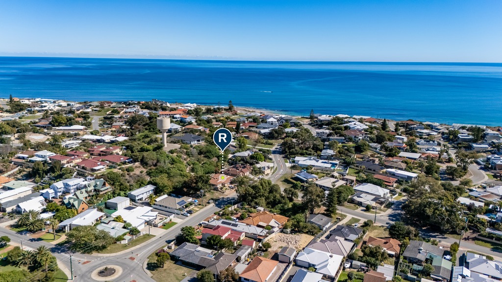 2/75 Leighton Road, Halls Head - Image 1