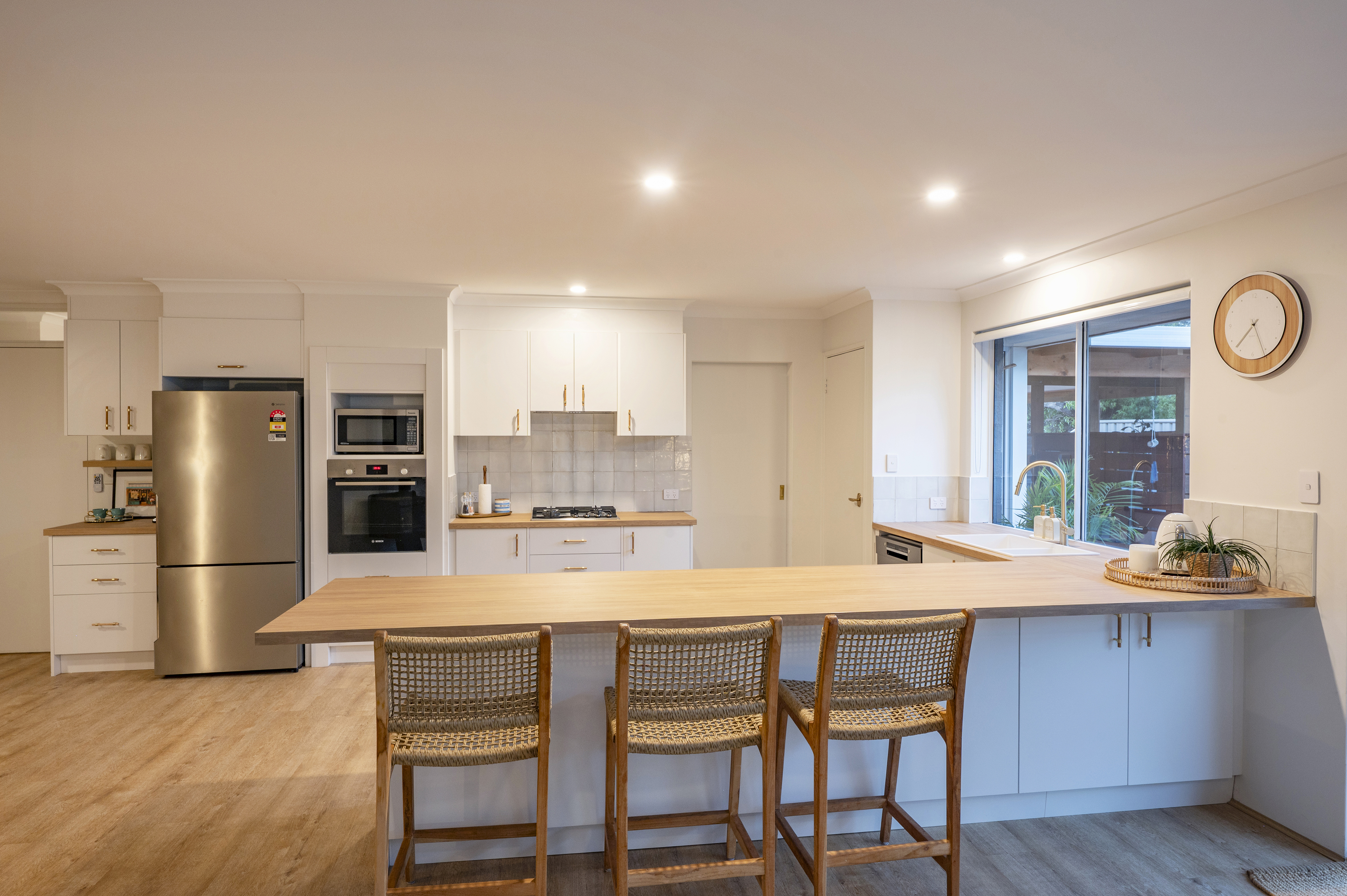 18 Amberley Loop, DUNSBOROUGH WA 6281, Dunsborough - Thumbnail 4