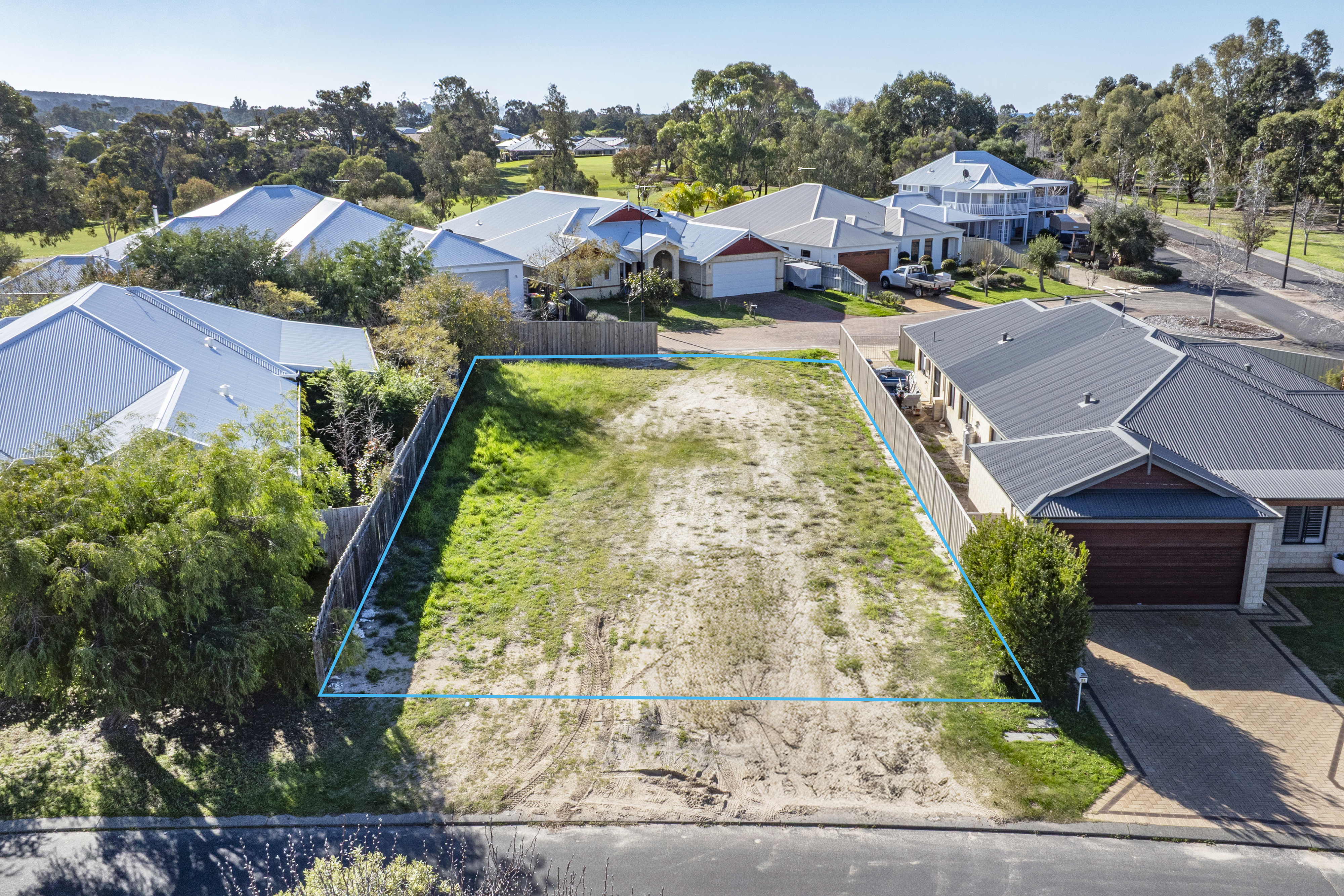 19 Oakmont Crescent, DUNSBOROUGH WA 6281, Dunsborough - Thumbnail 7