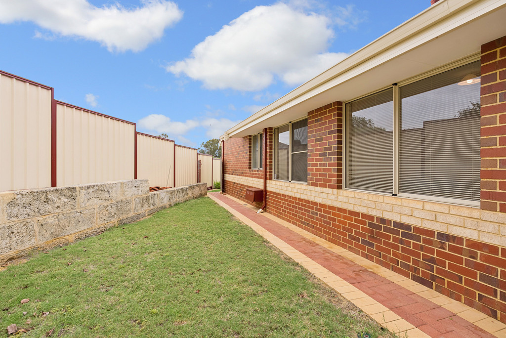 27B Ensign Dale, Kelmscott WA