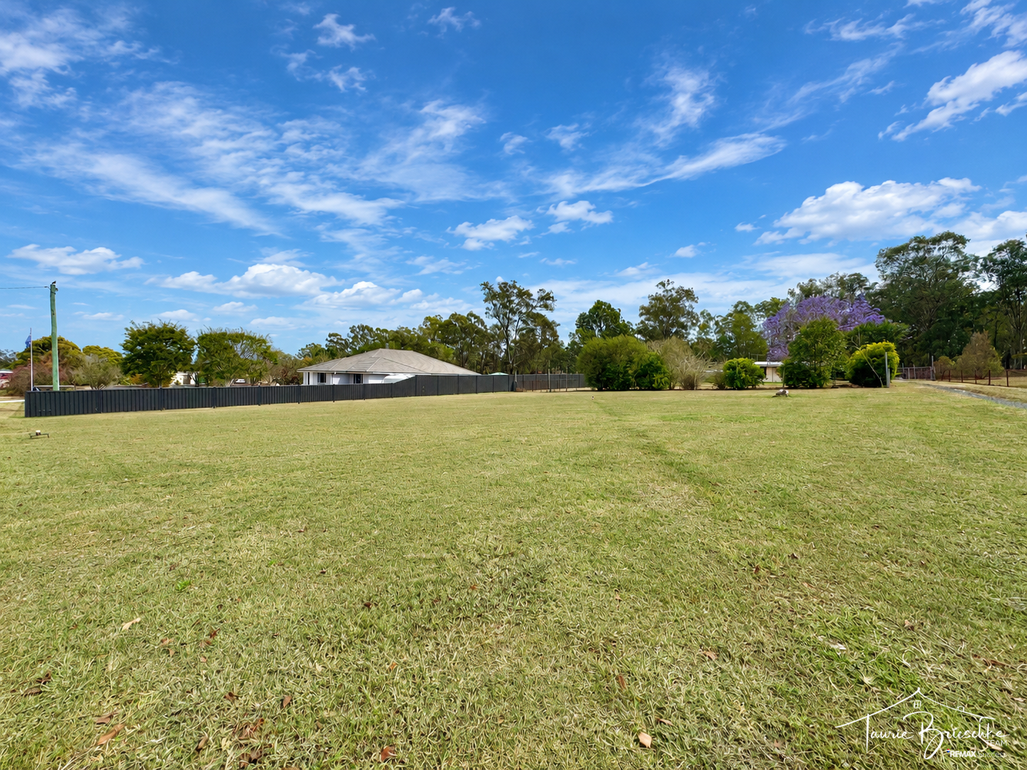 35B Jahn Drive, Glenore Grove For Sale by Farmbuy.com - image 2