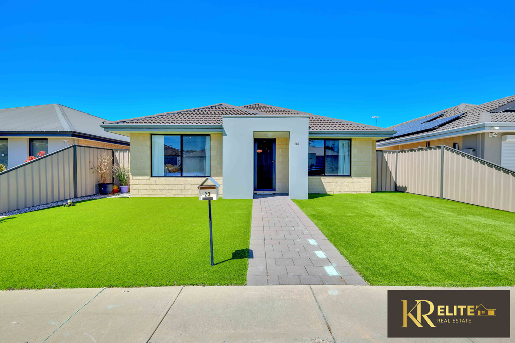 Family Living in Riva Estate - Harrisdale School Zone