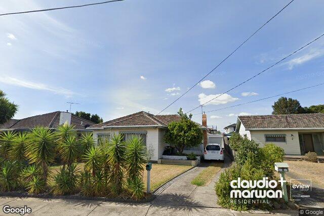 10 Grandison Grove, Oak Park - Thumbnail 4