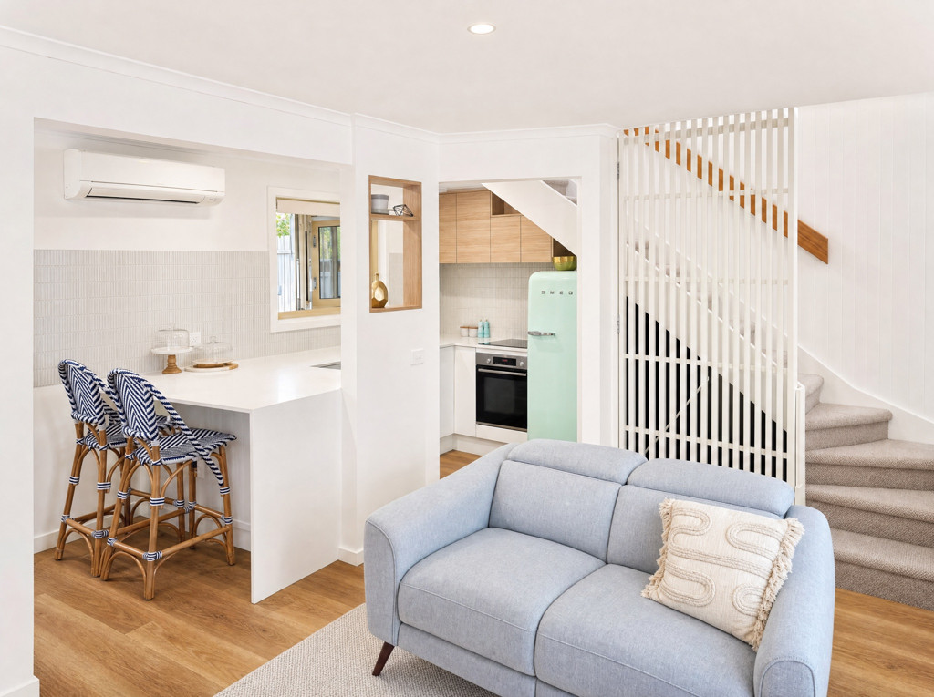 1/281-282 Nepean Highway, Seaford VIC — photo 2 of 8