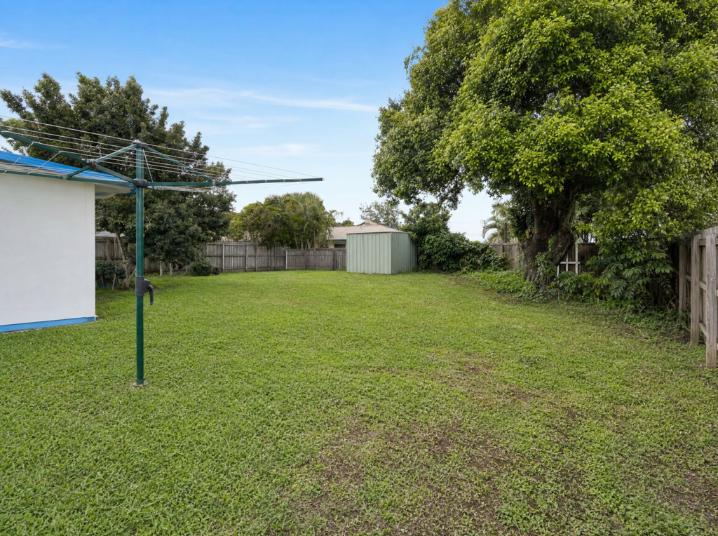 6 Mintaro Crescent, Woree QLD — photo 4 of 8