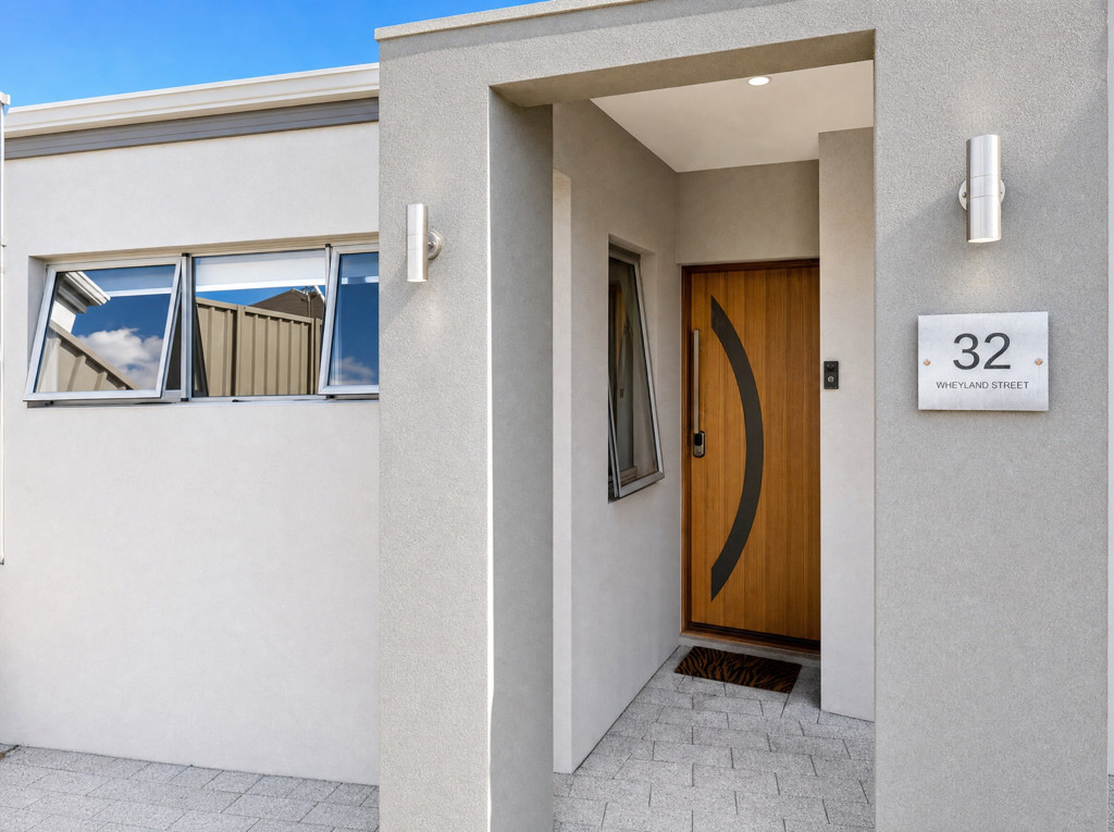 32 Wheyland Street, Willagee WA — photo 2 of 8