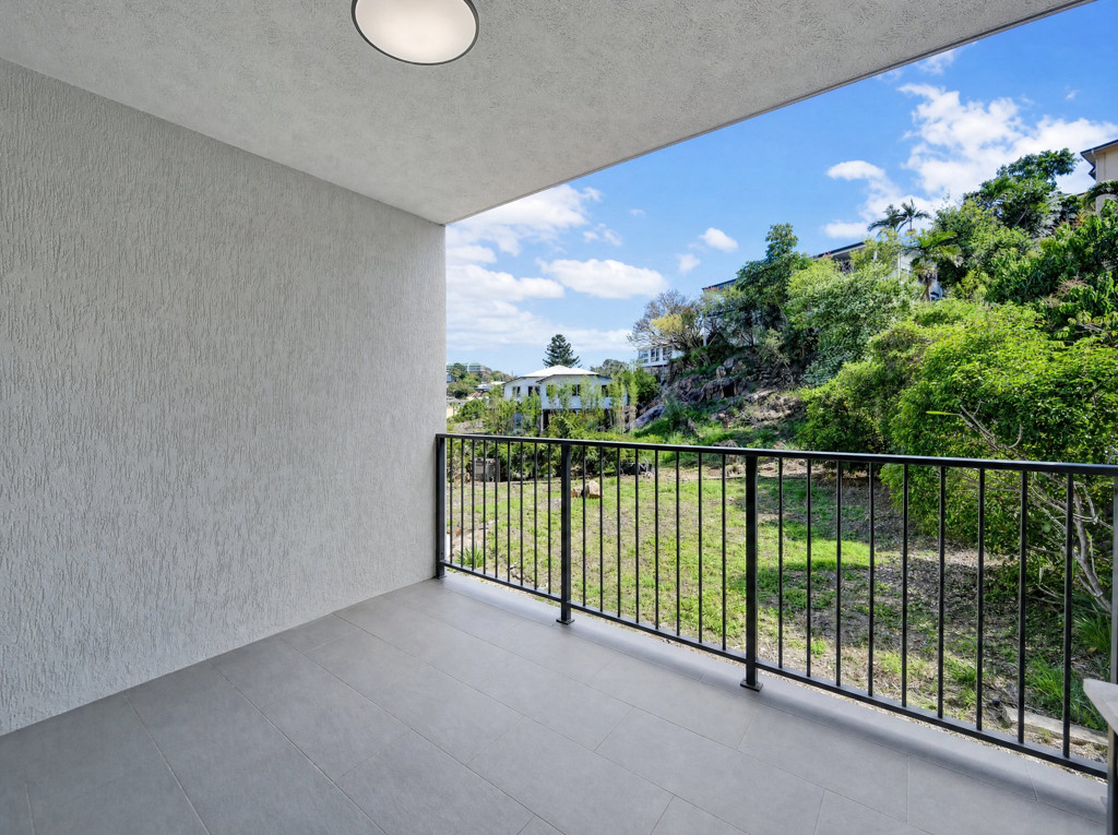 12/23 Melton Terrace, Townsville City QLD — photo 4 of 7